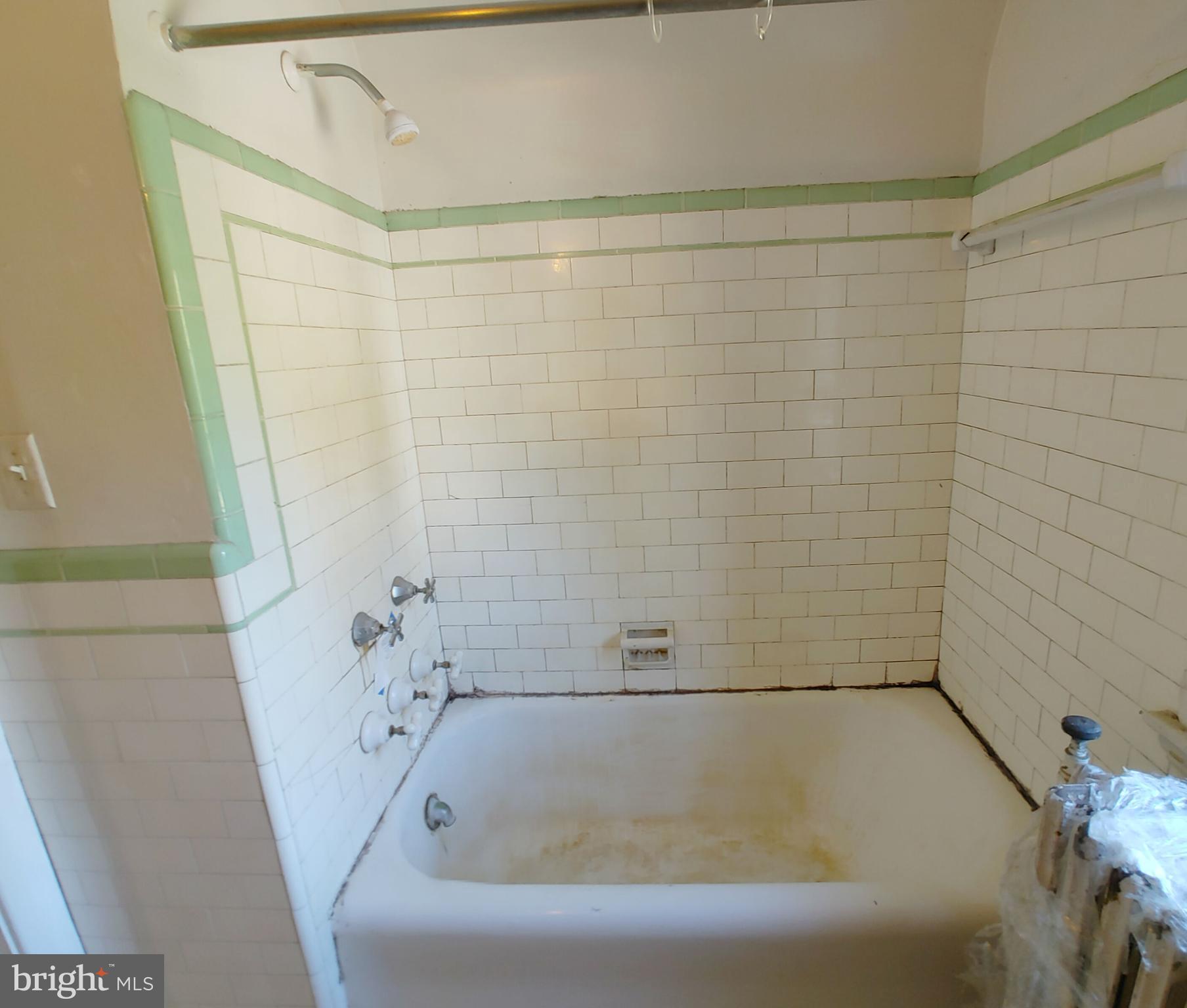 WAVERLY - Residential