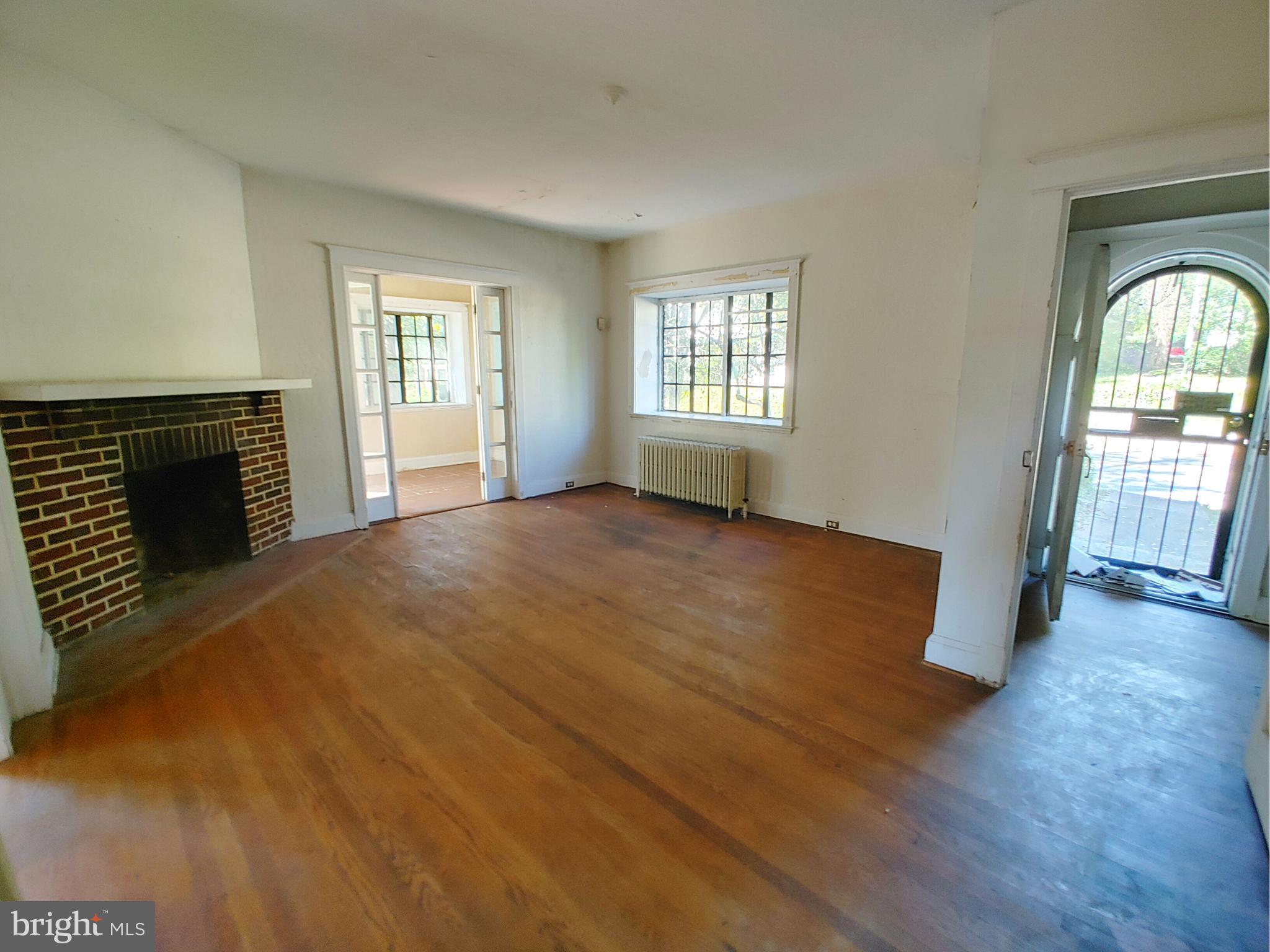 WAVERLY - Residential