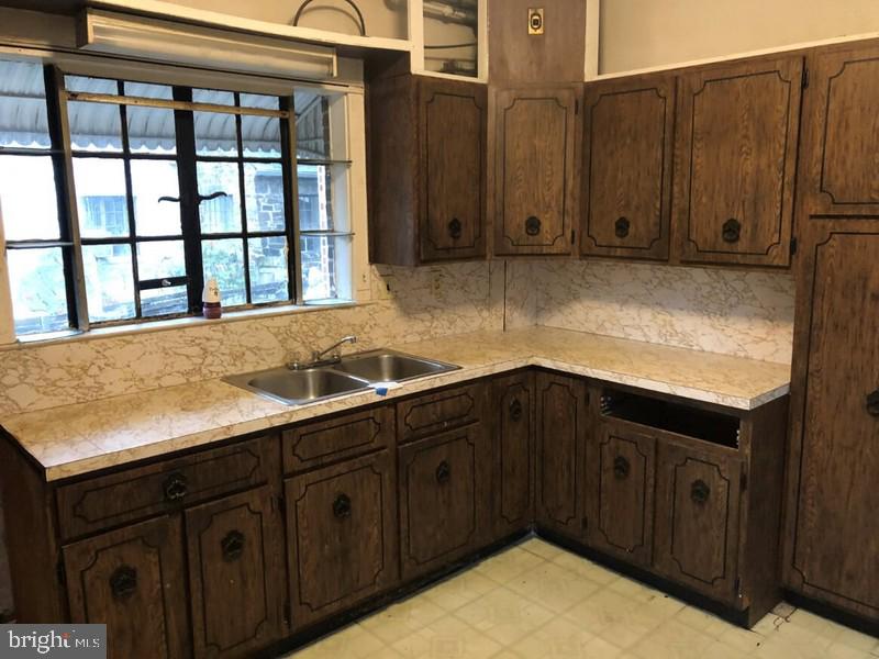 WAVERLY - Residential