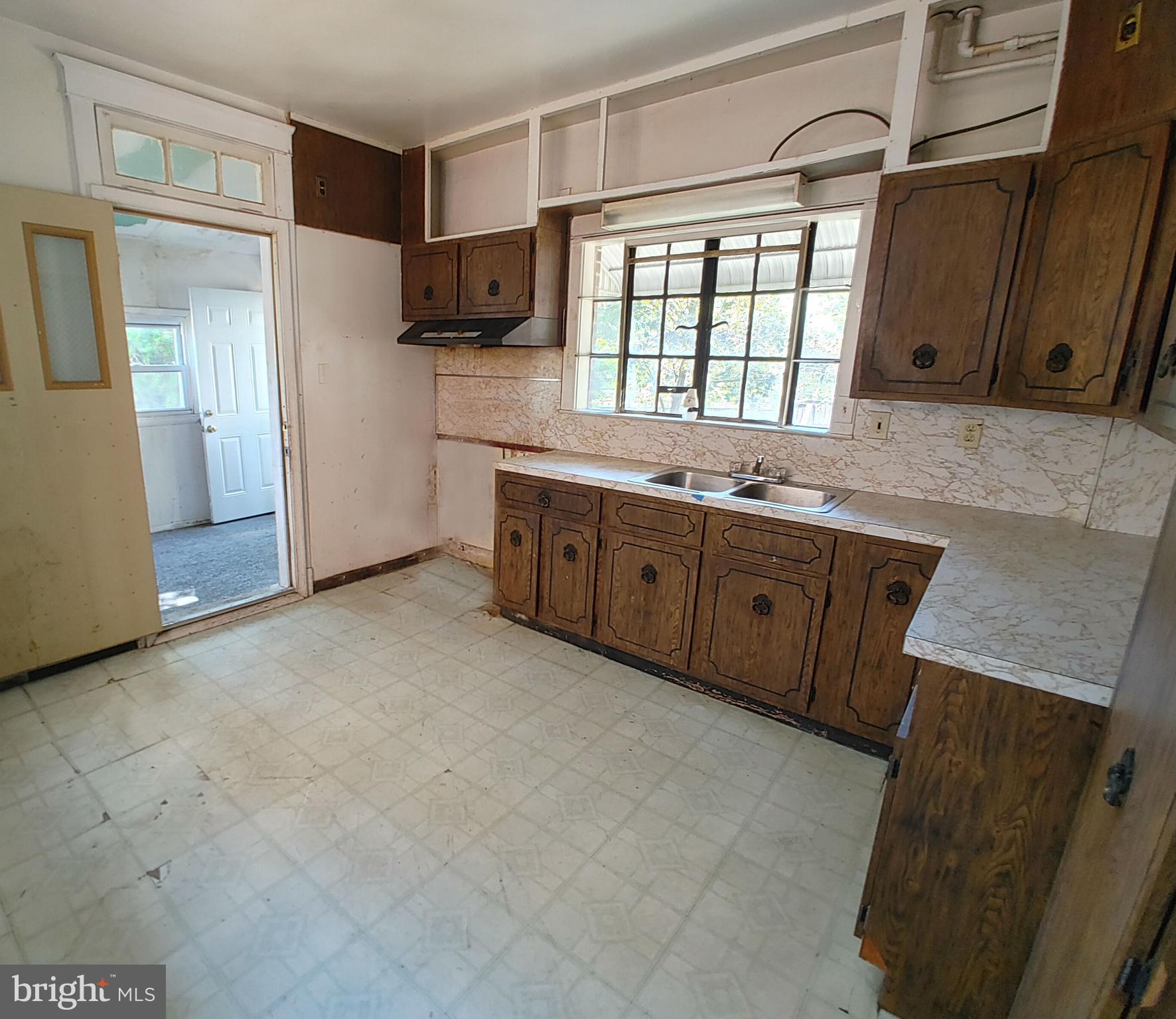 WAVERLY - Residential