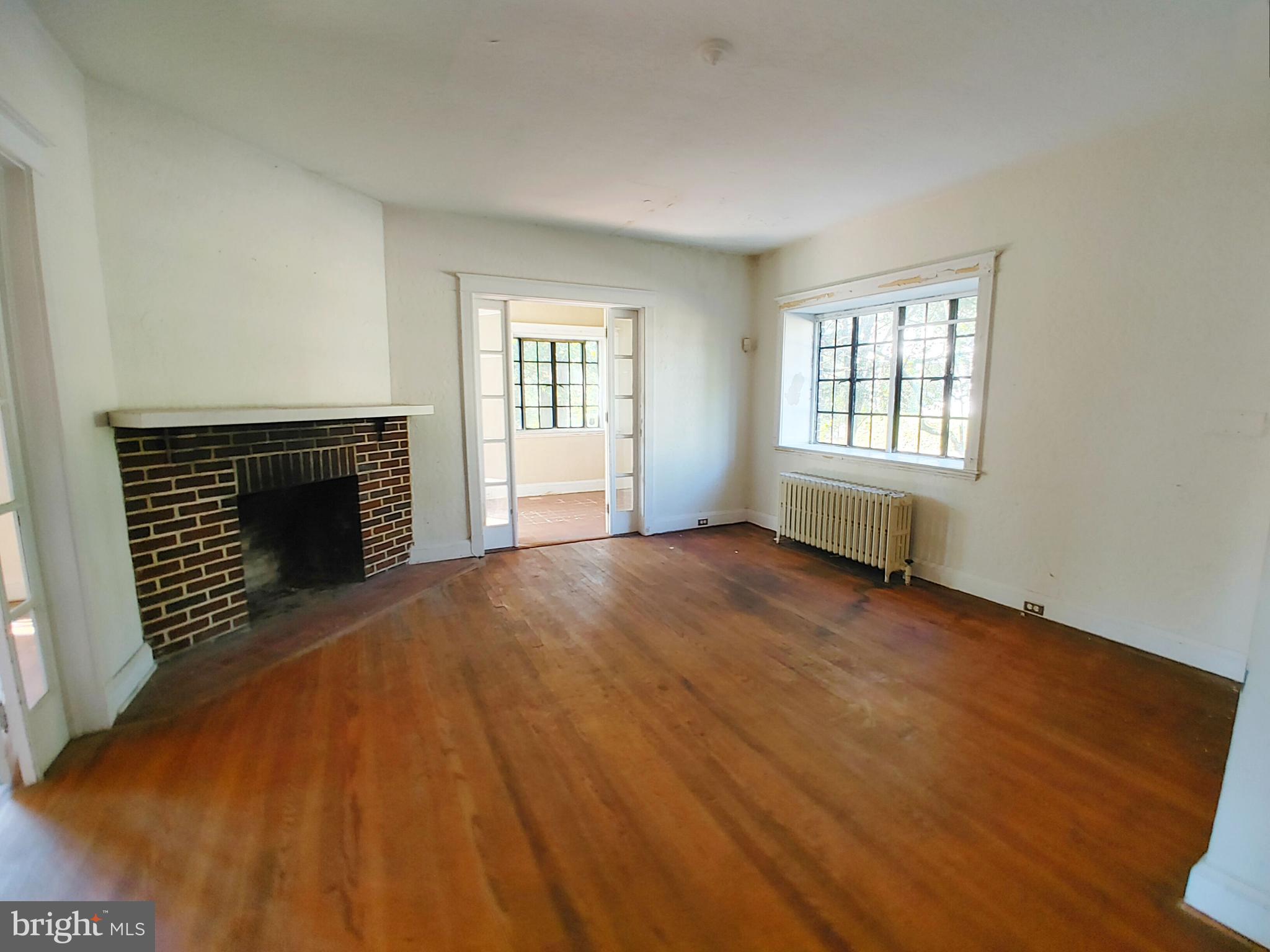 WAVERLY - Residential