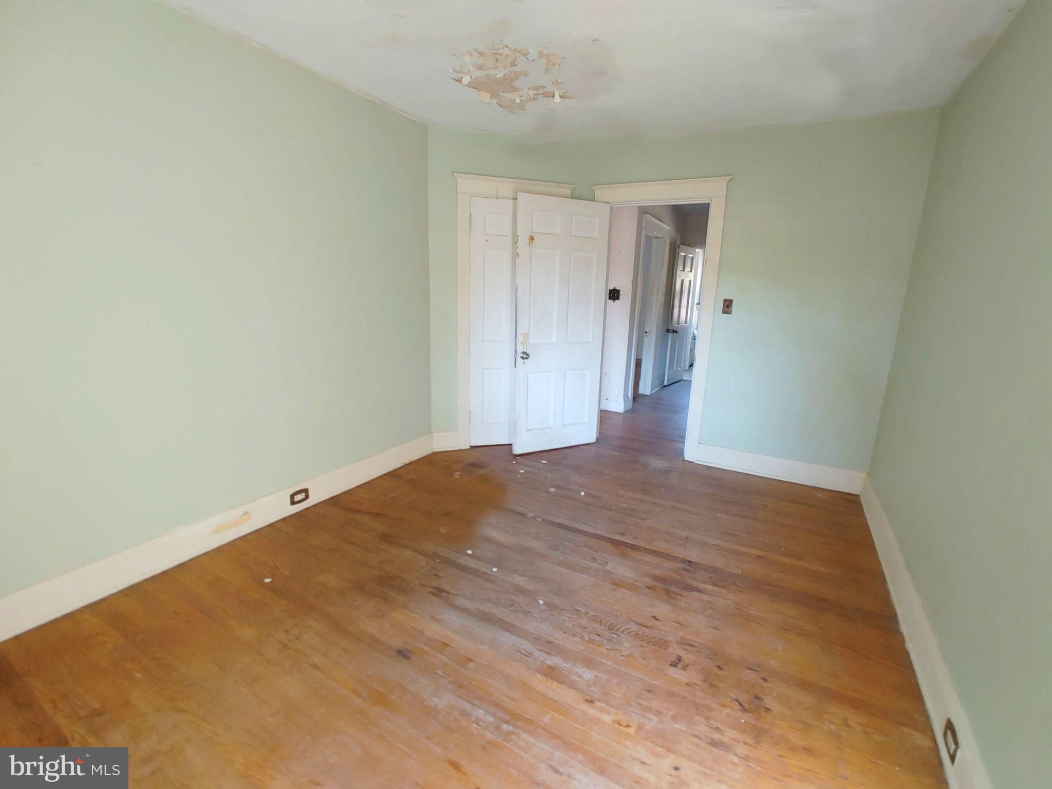 WAVERLY - Residential