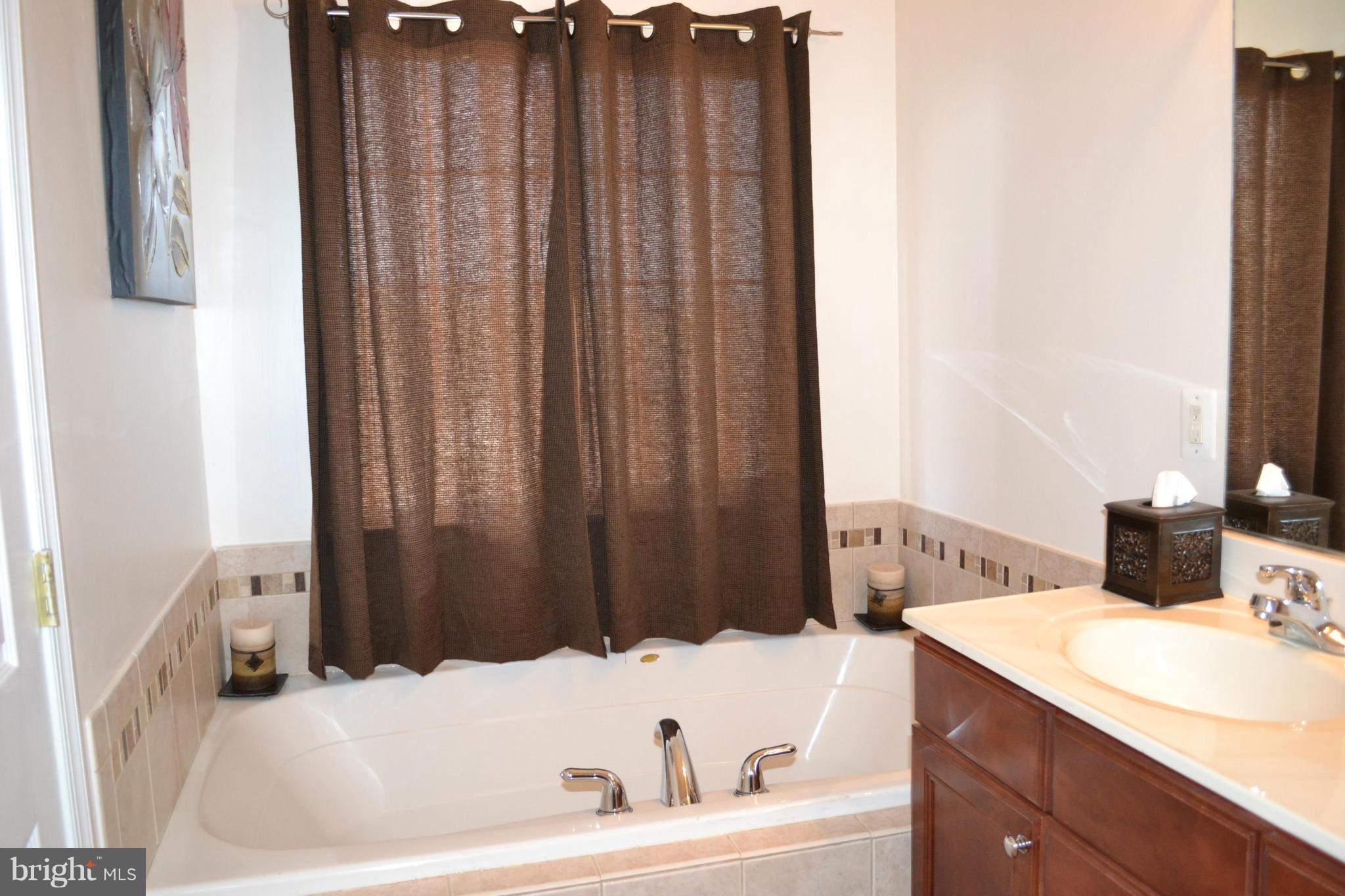 DOGWOODS - Residential Lease