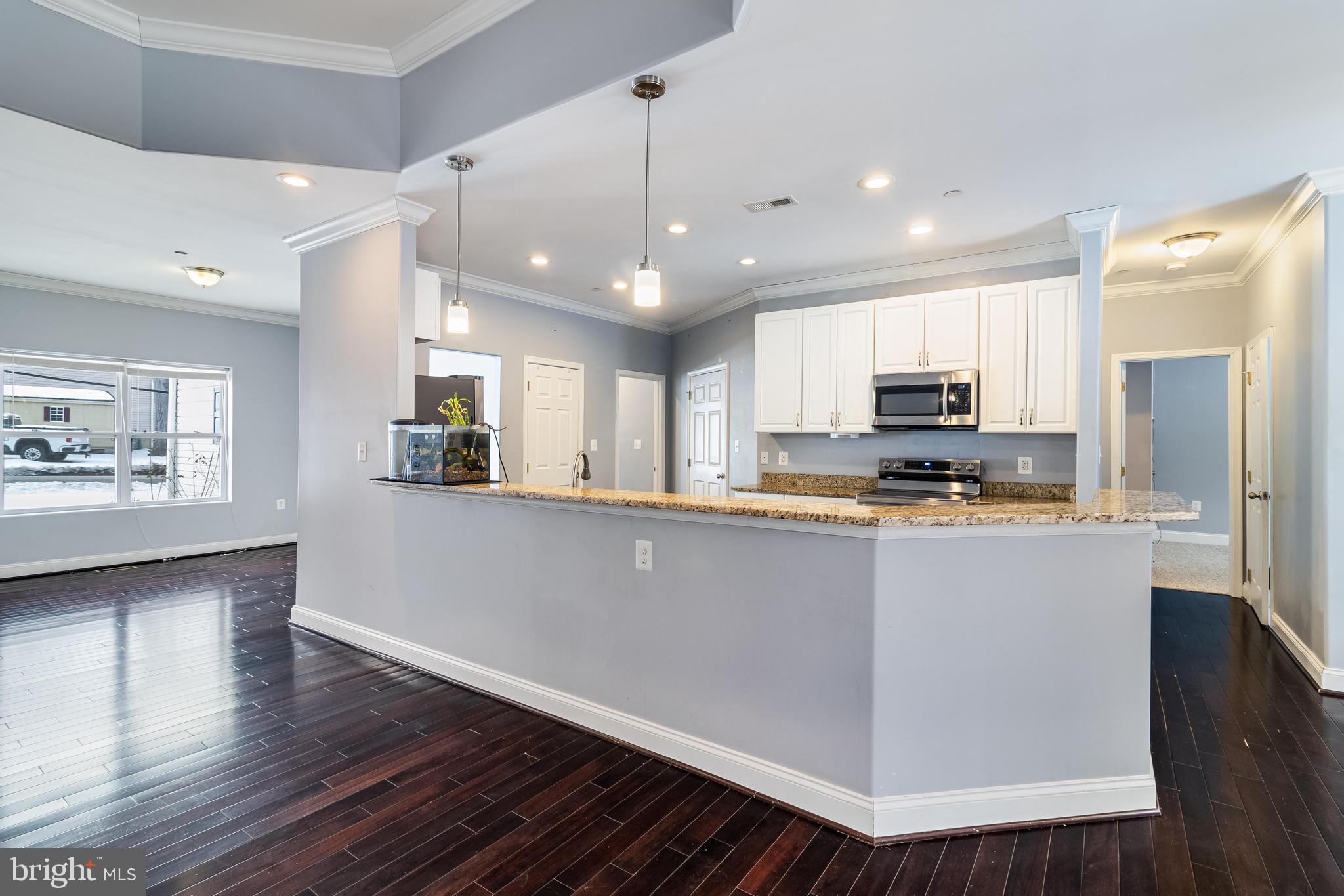 WHITE SANDS - Residential