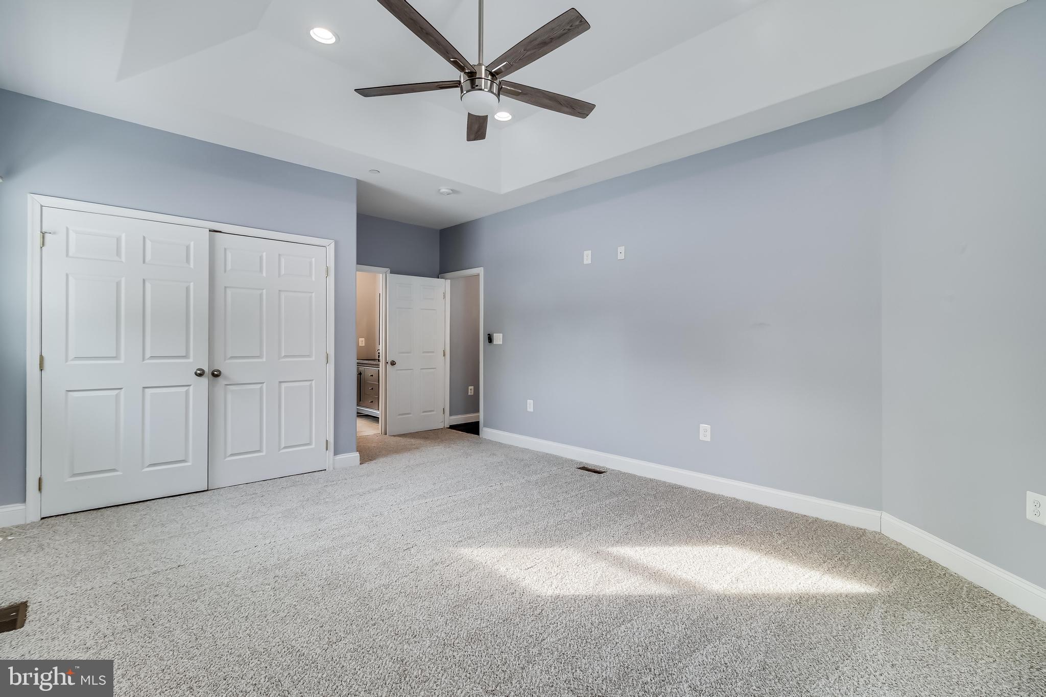 WHITE SANDS - Residential