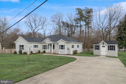 Homes For Sale - 8230 Pine Boulevard<br/> Calvert County, LUSBY, MD 20657