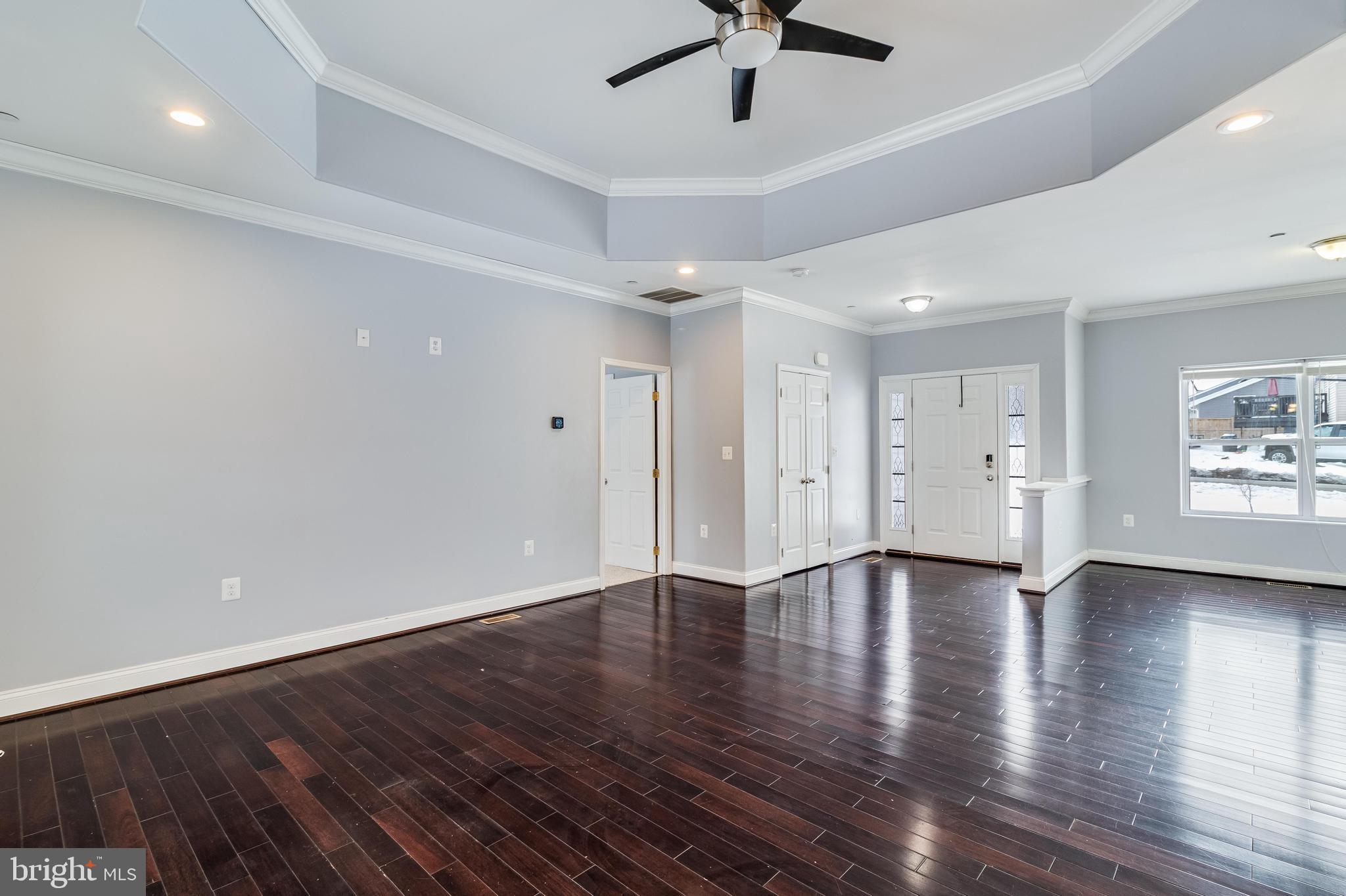 WHITE SANDS - Residential