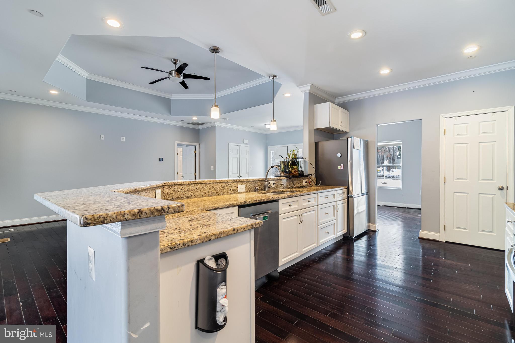 WHITE SANDS - Residential