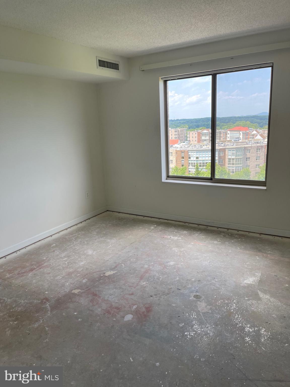 RIVERBEND LEISURE WORLD - Residential