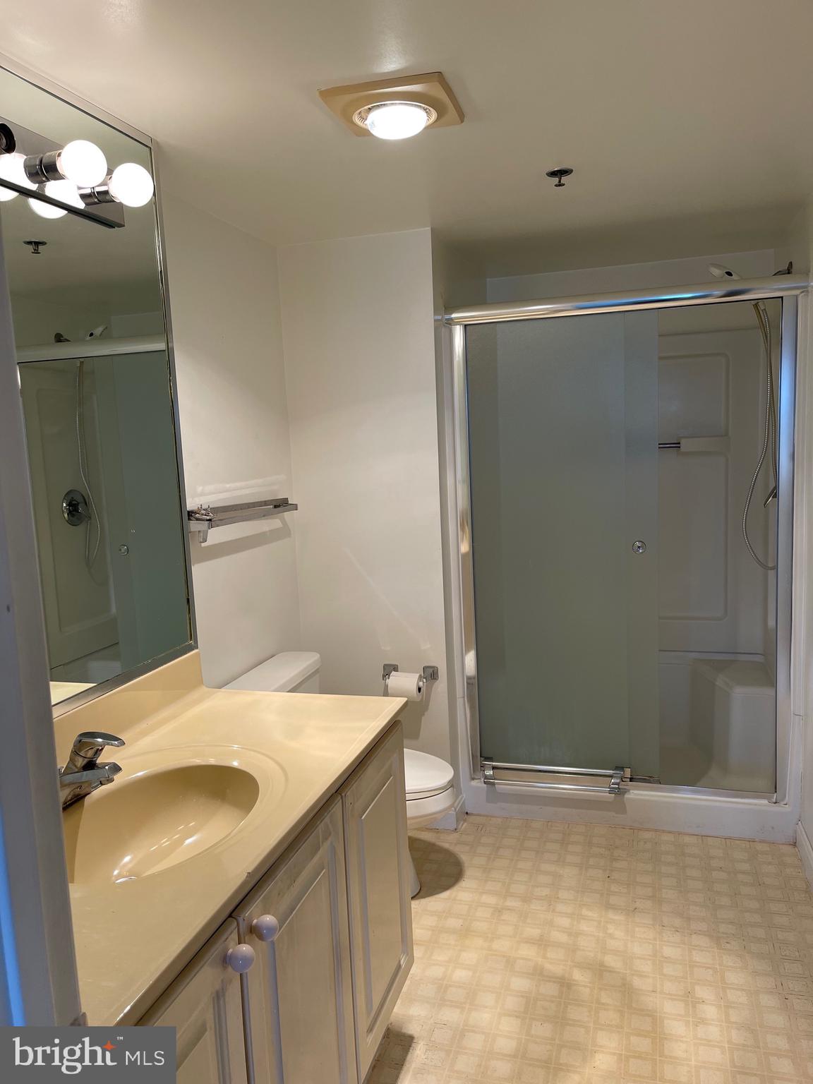 RIVERBEND LEISURE WORLD - Residential