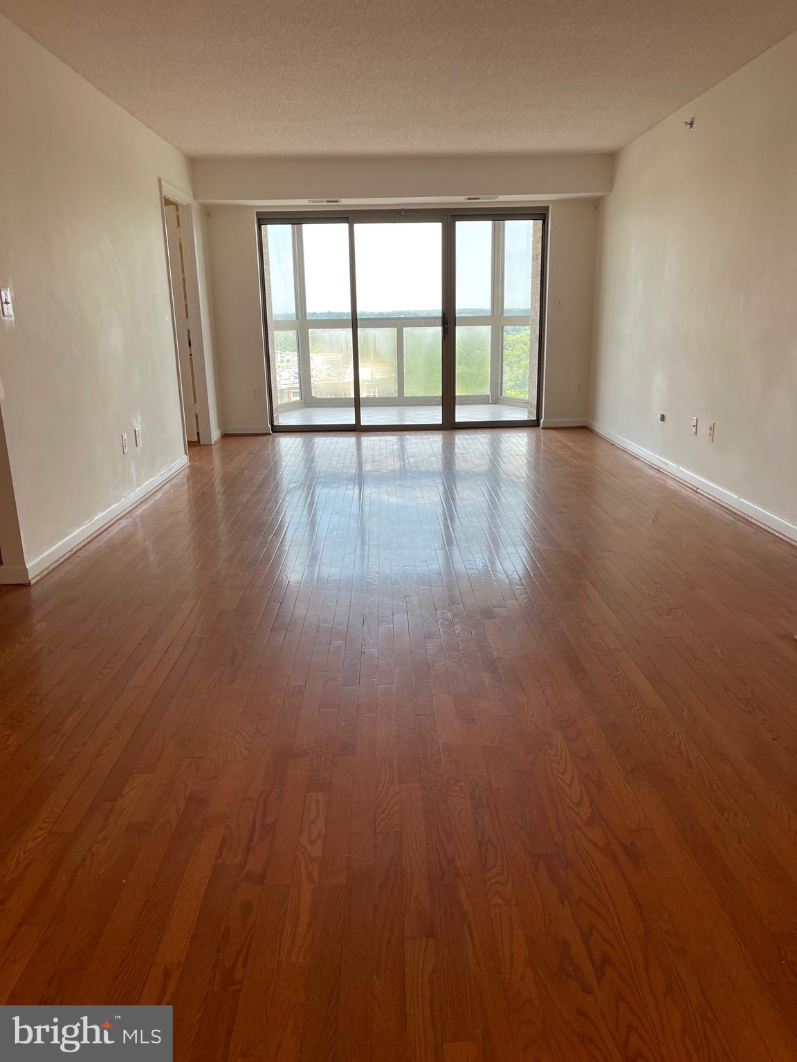 RIVERBEND LEISURE WORLD - Residential