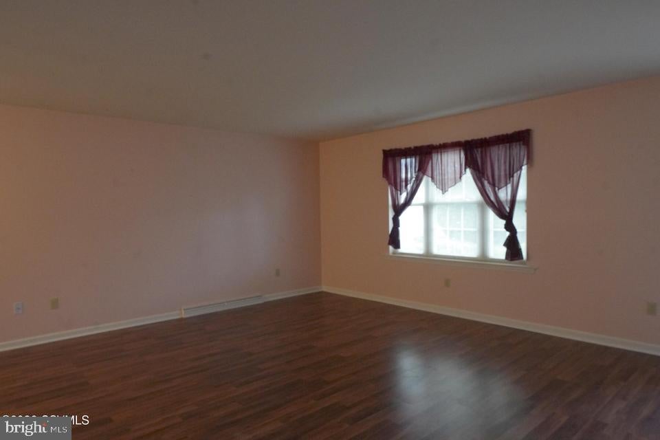 11 DEERFIELD DRIVE