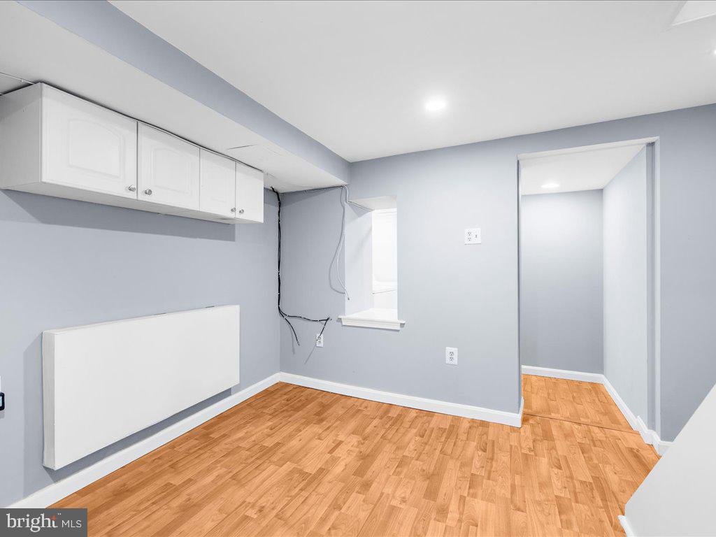 RIVERSIDE - Residential