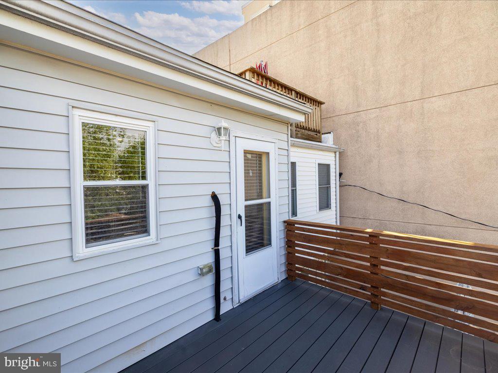 RIVERSIDE - Residential