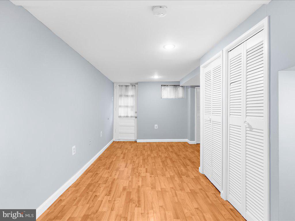 RIVERSIDE - Residential