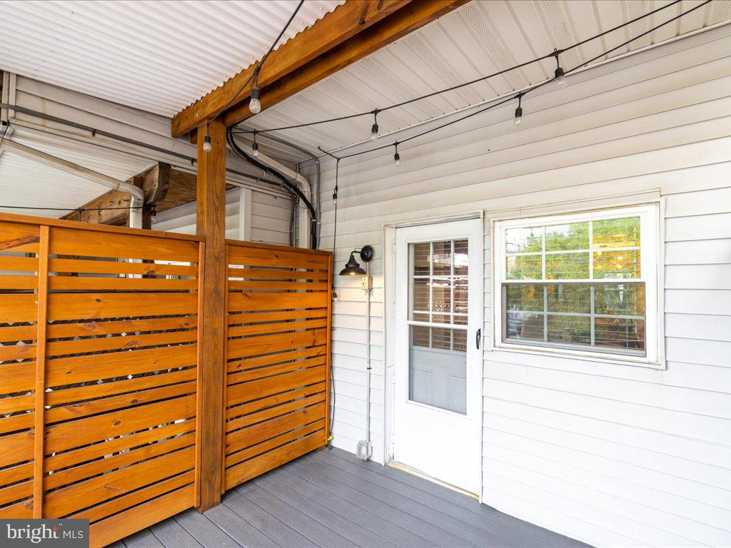 RIVERSIDE - Residential