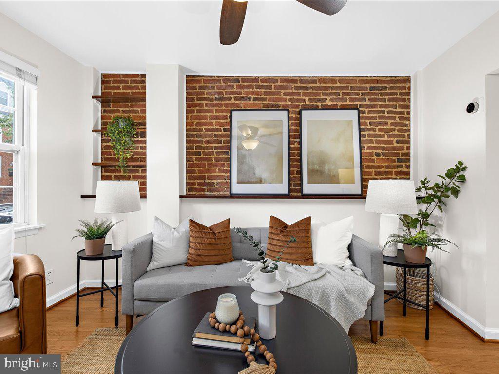 RIVERSIDE - Residential