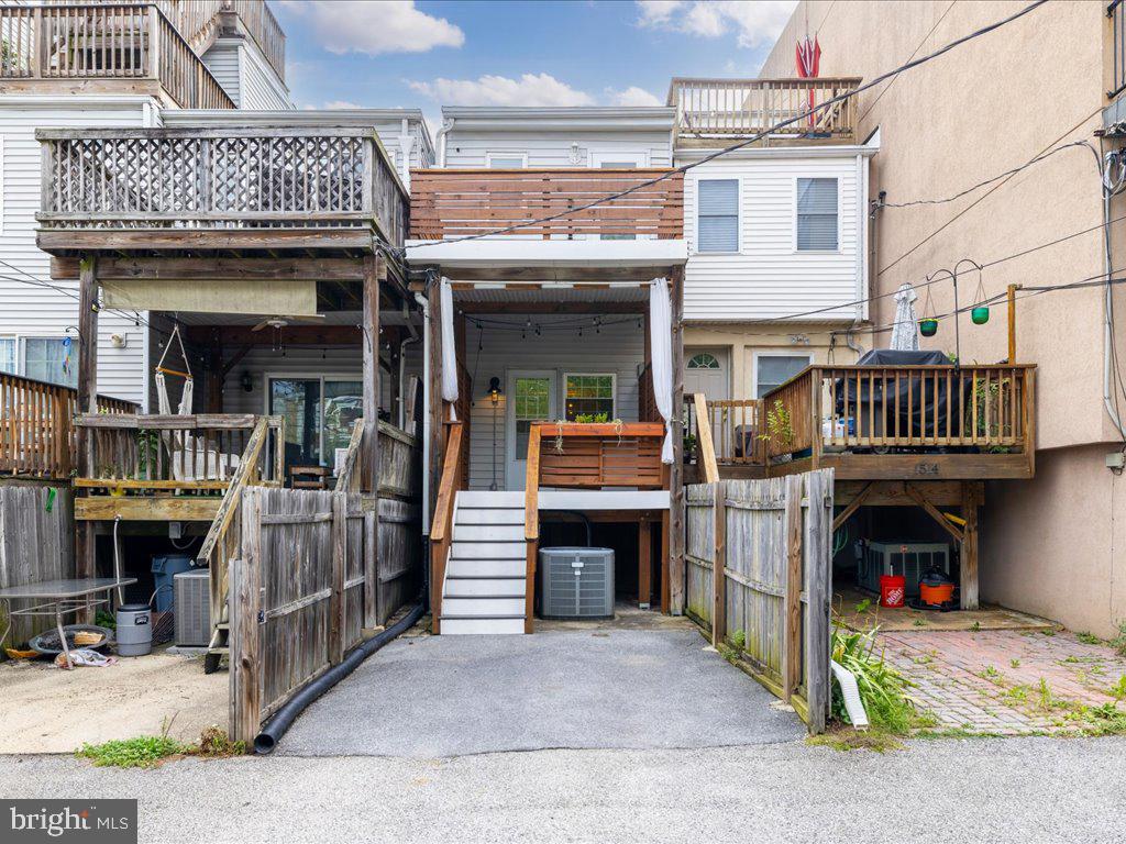 RIVERSIDE - Residential