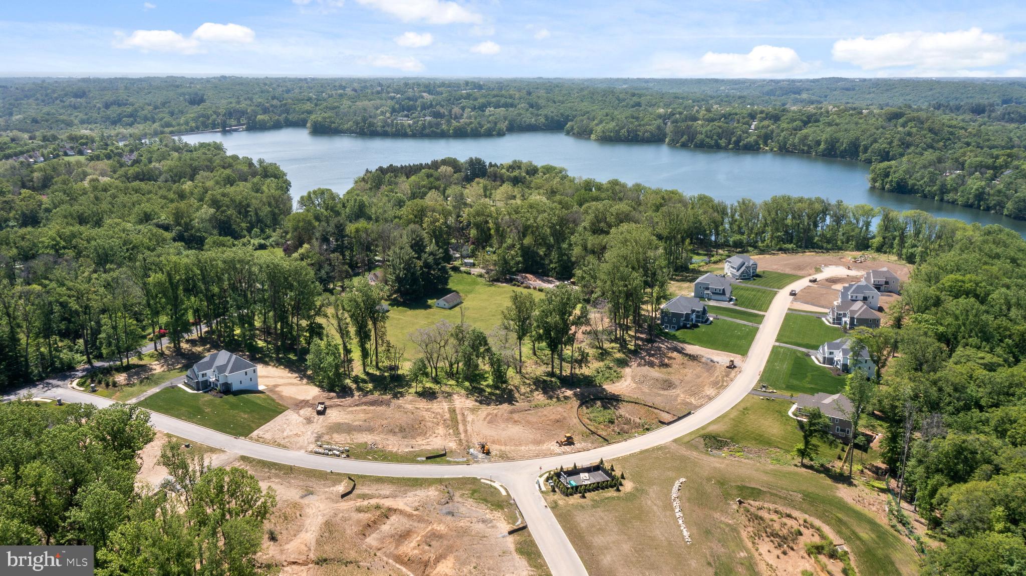 VILLAGE OF FOUR SEASONS - Residential