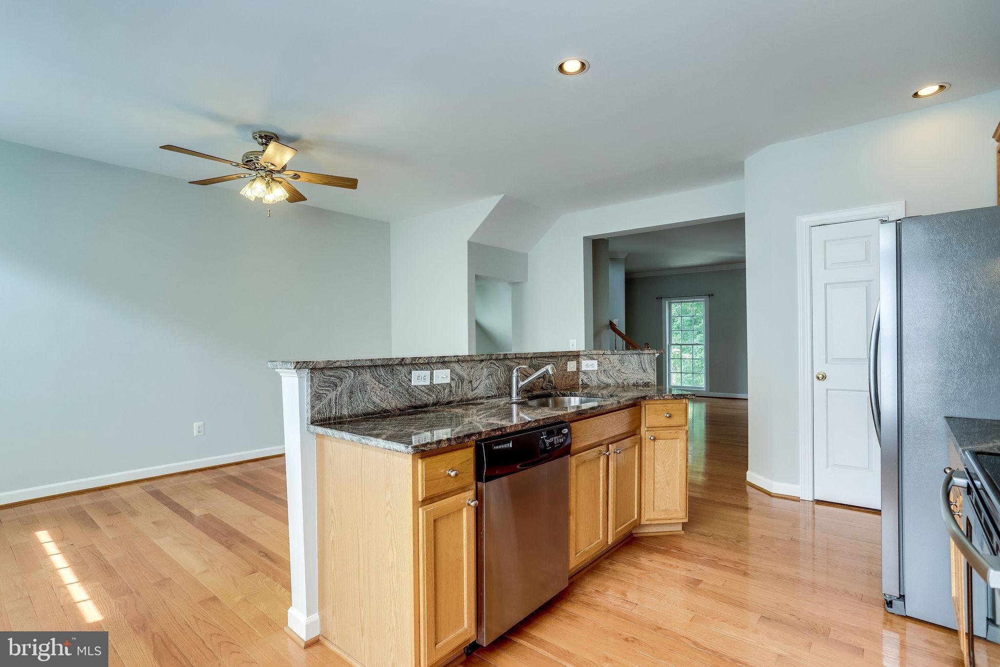 SUMMERS GROVE - Residential Lease