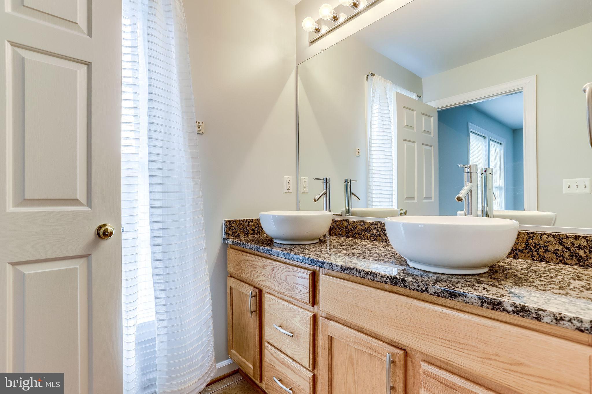 SUMMERS GROVE - Residential Lease