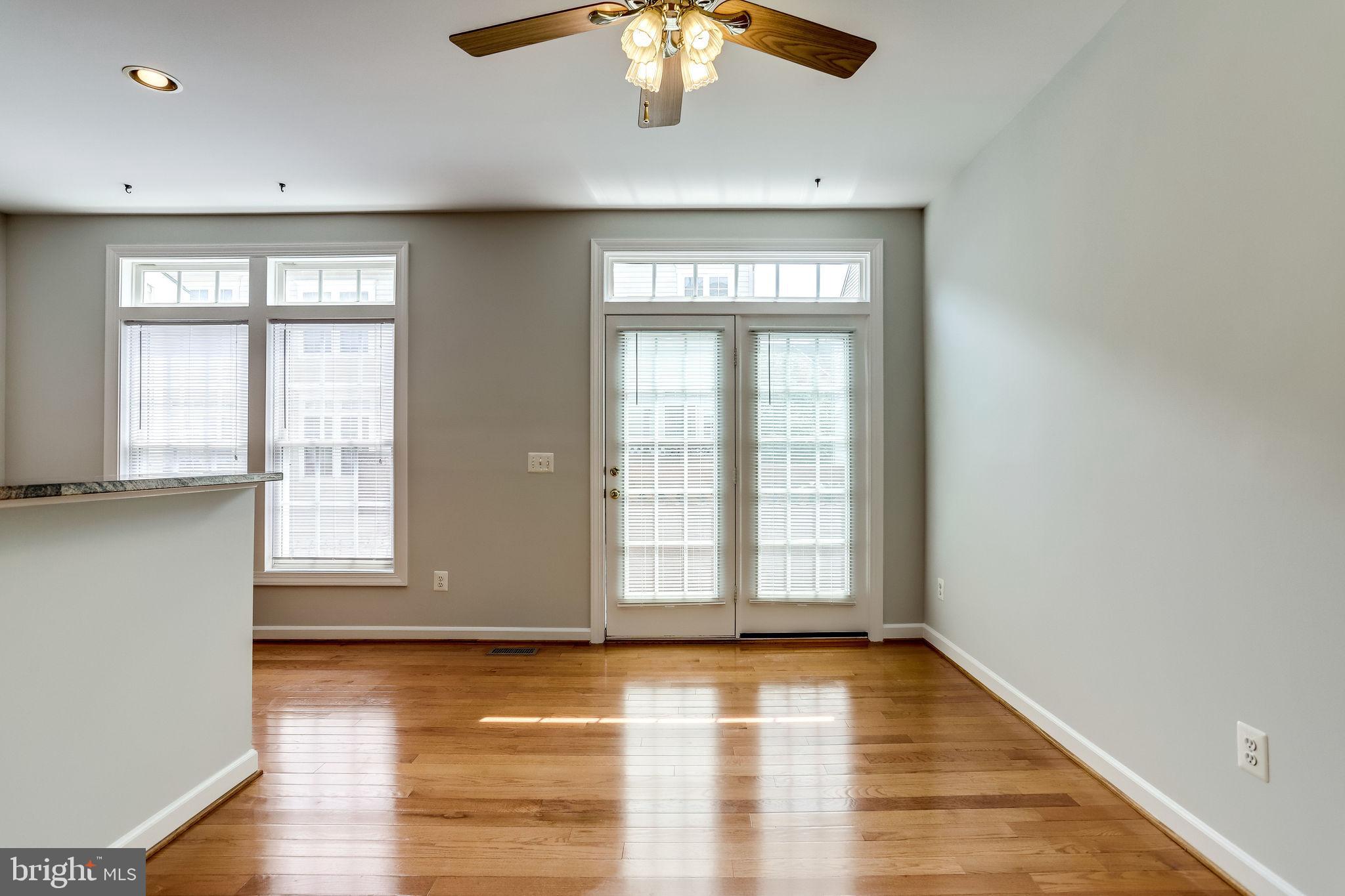 SUMMERS GROVE - Residential Lease