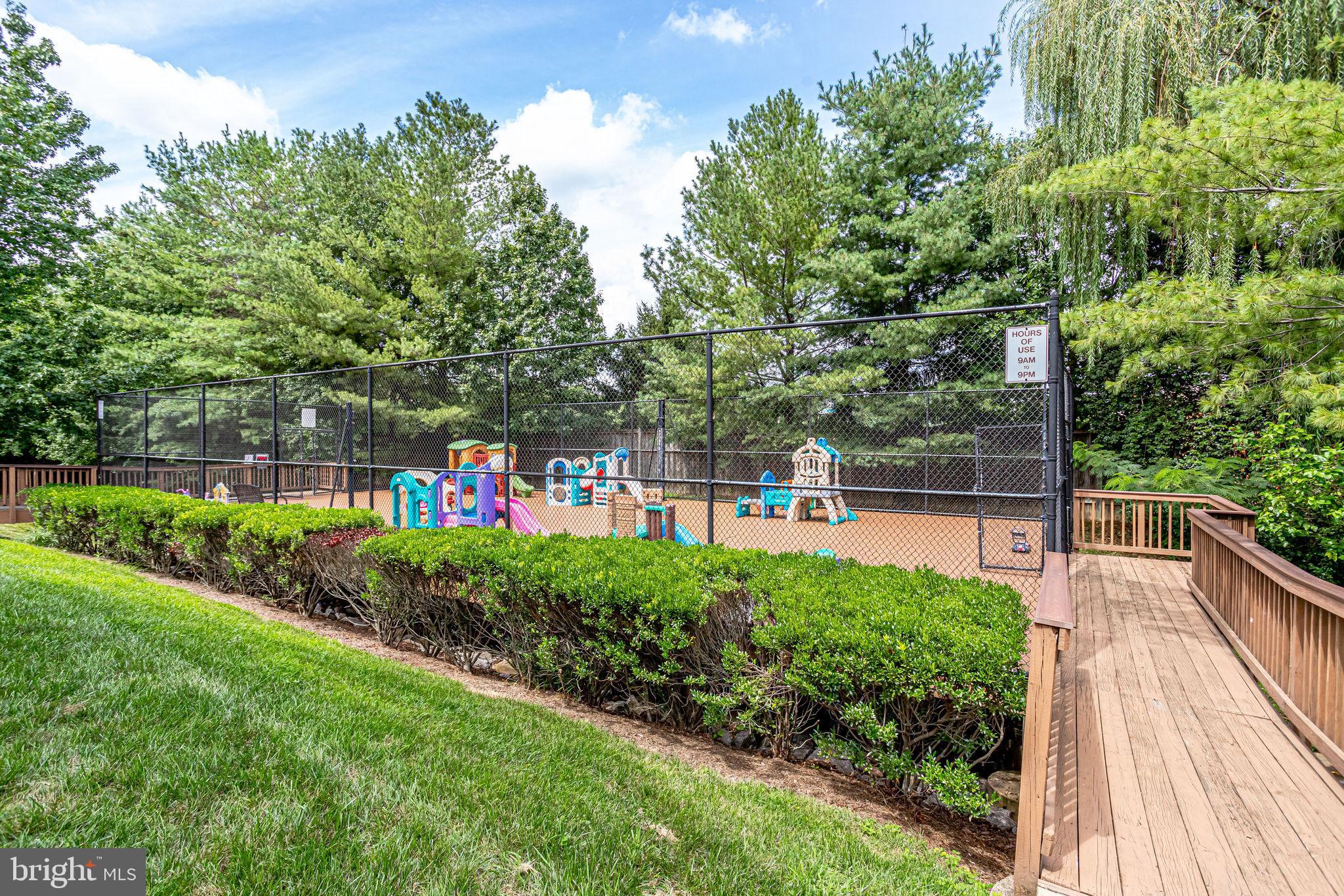 SUMMERS GROVE - Residential Lease