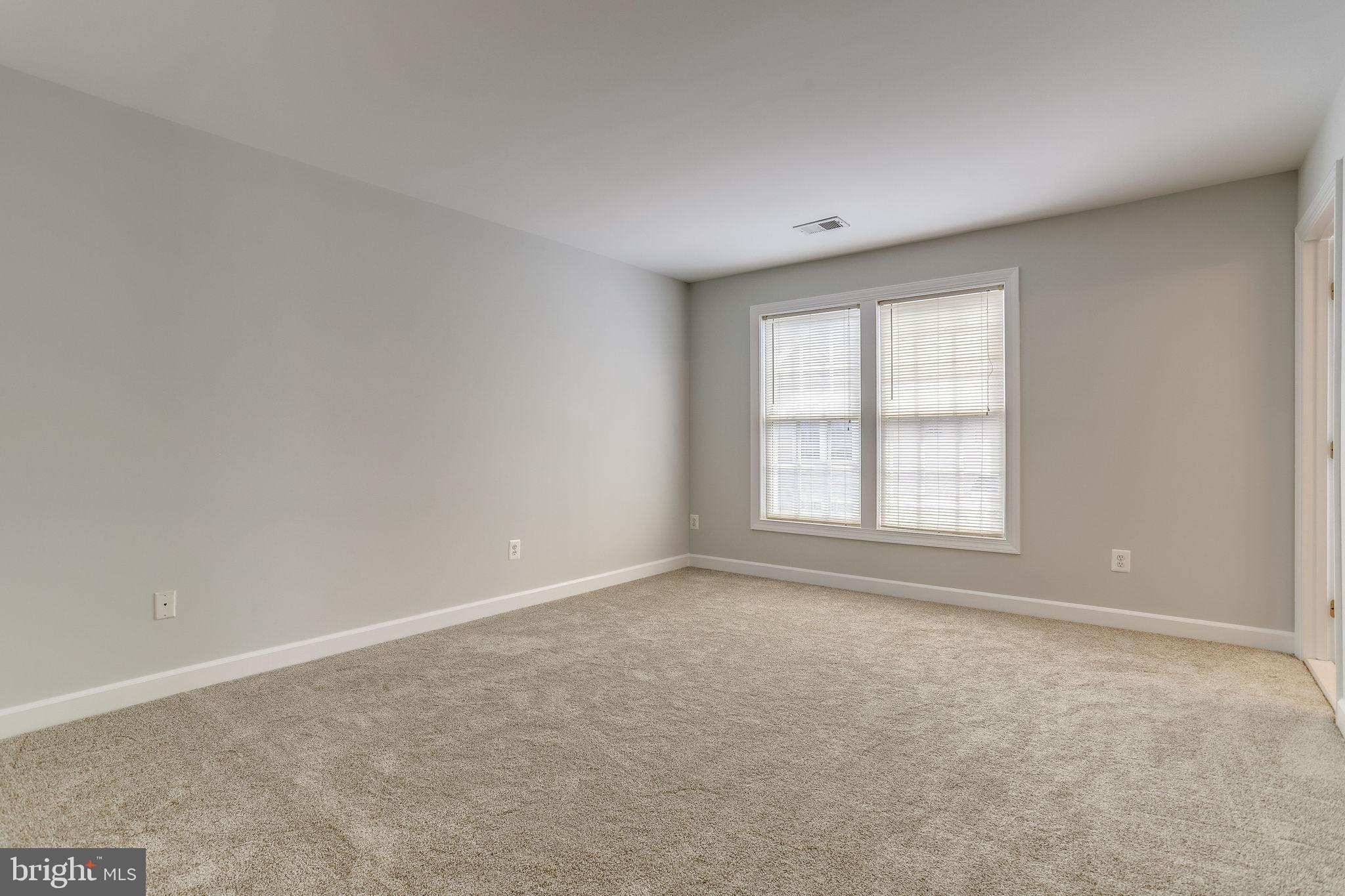 SUMMERS GROVE - Residential Lease