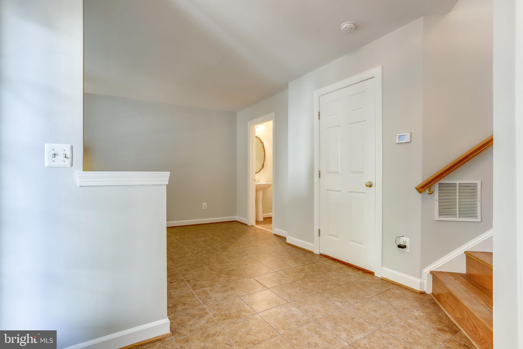 SUMMERS GROVE - Residential Lease