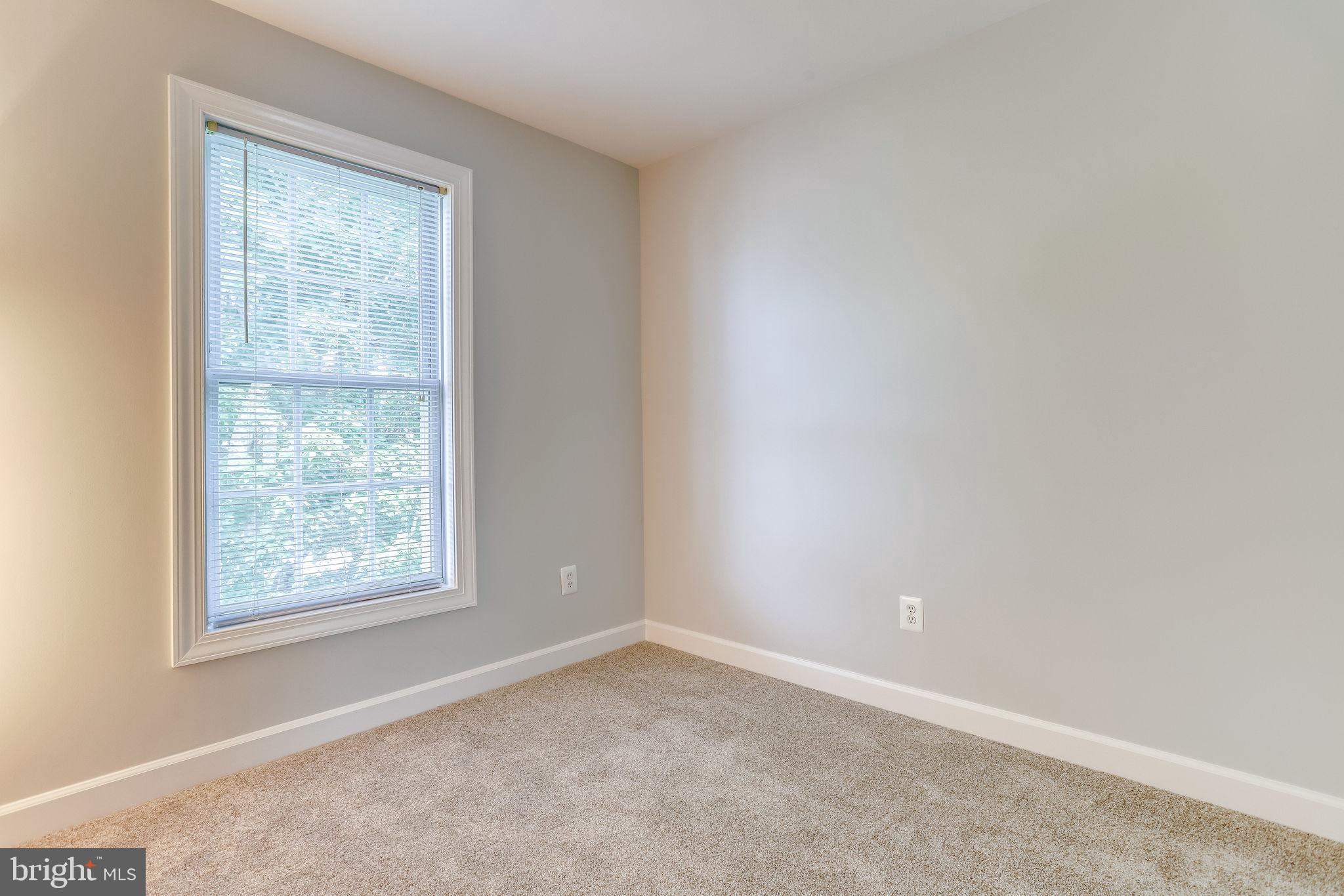 SUMMERS GROVE - Residential Lease