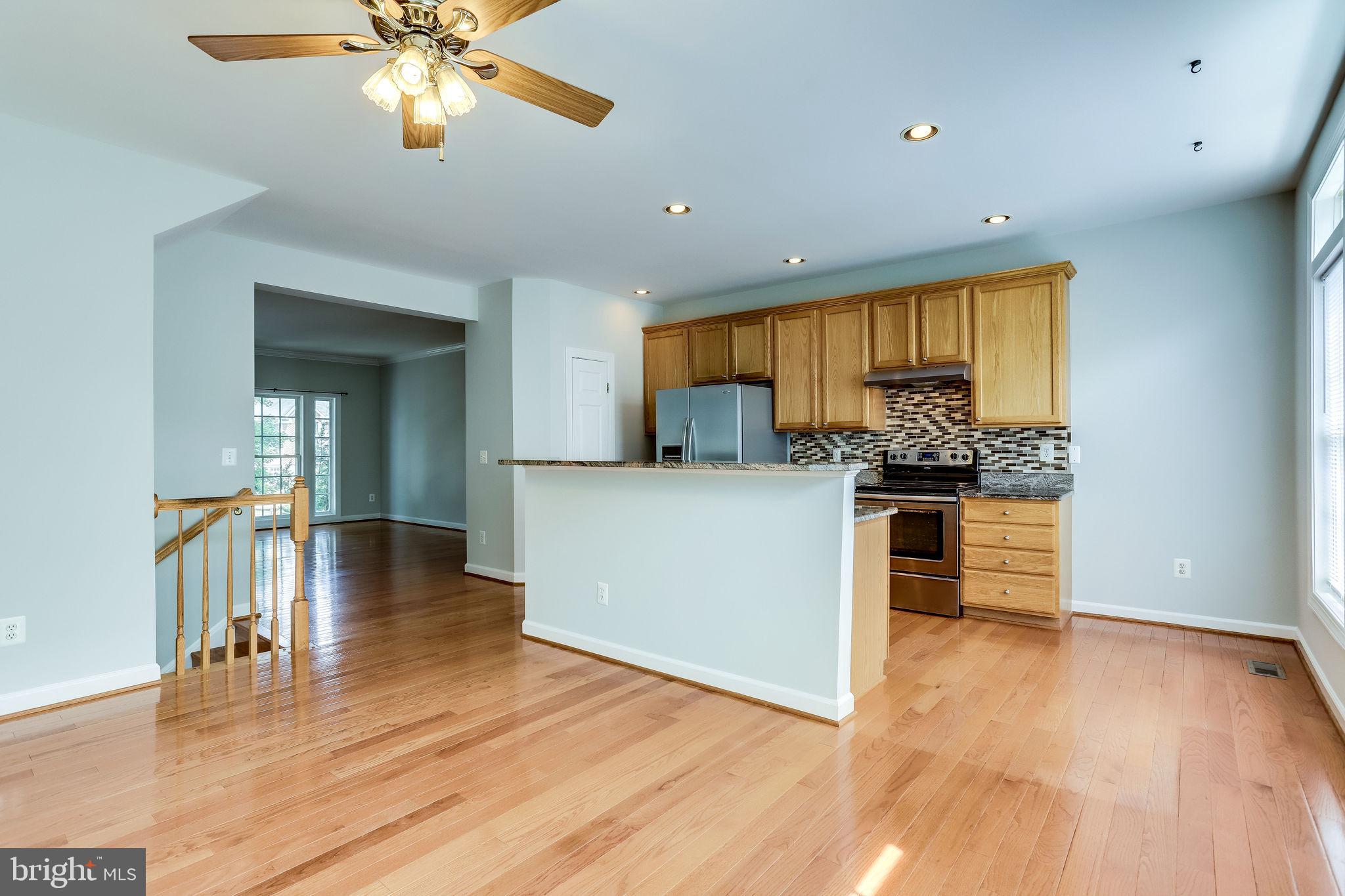 SUMMERS GROVE - Residential Lease