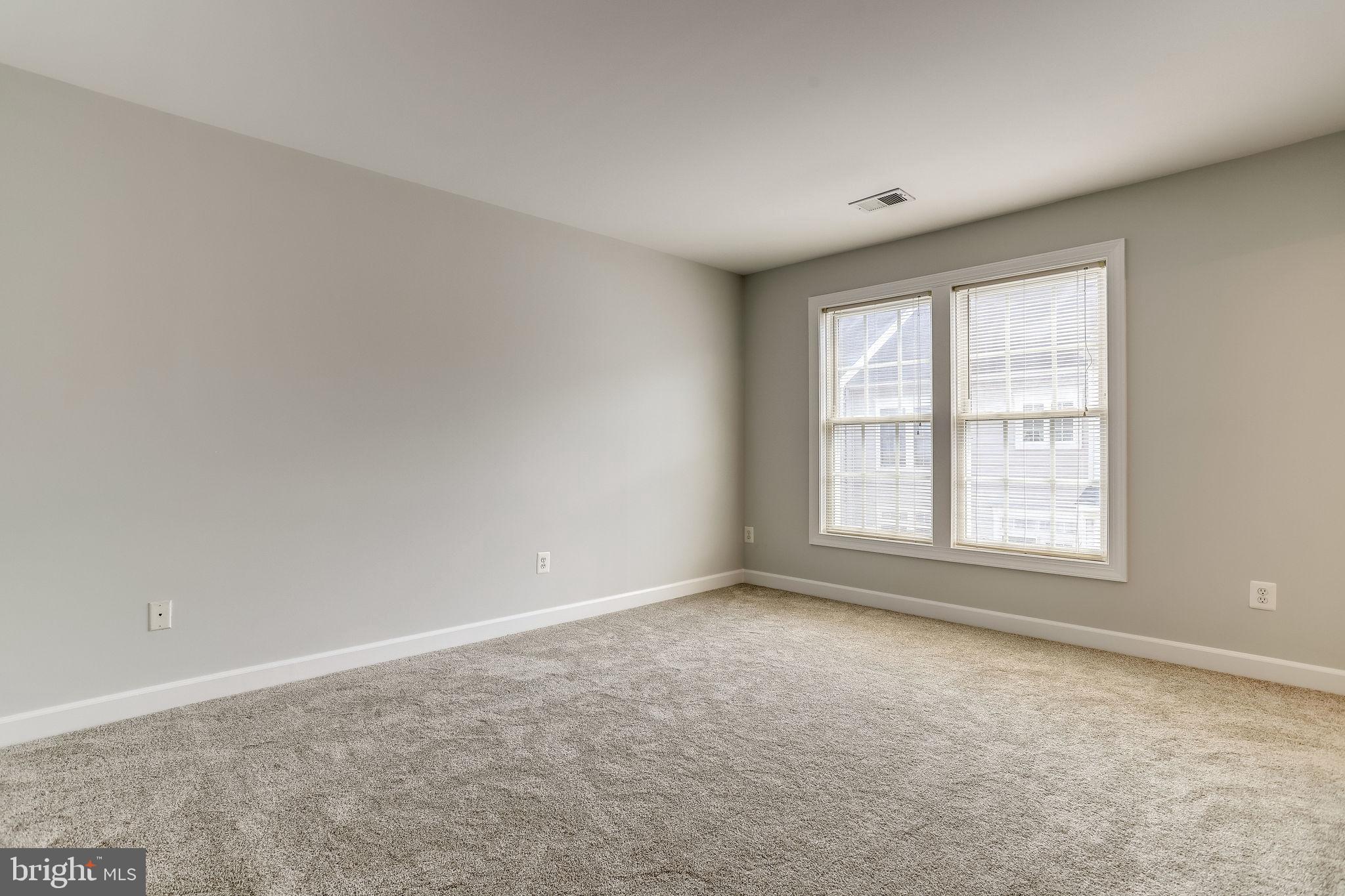 SUMMERS GROVE - Residential Lease