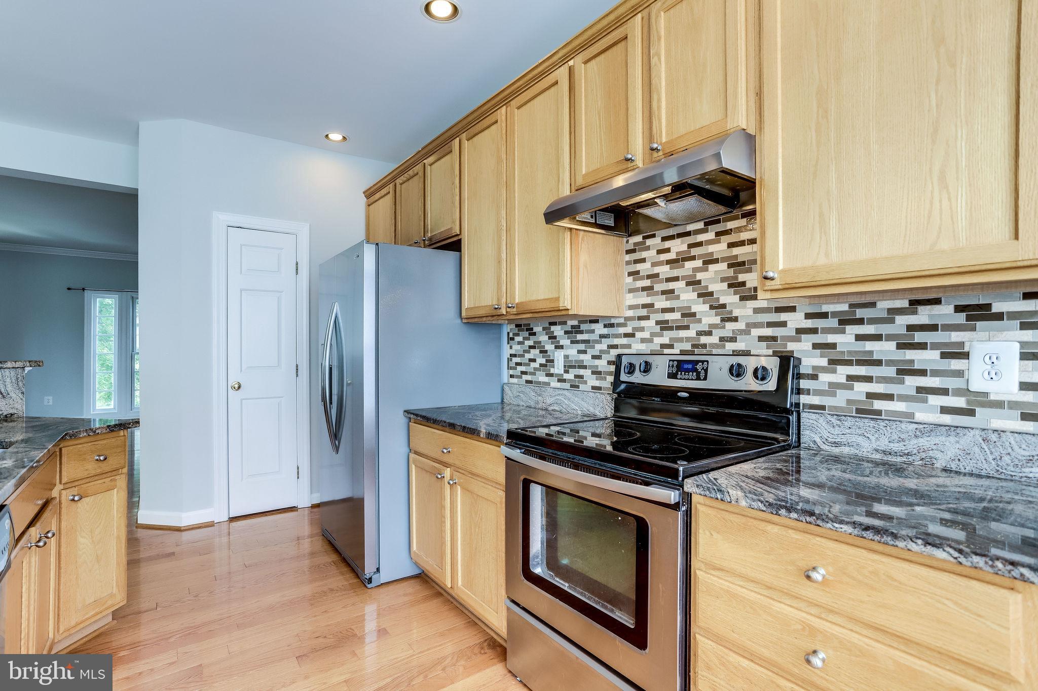 SUMMERS GROVE - Residential Lease