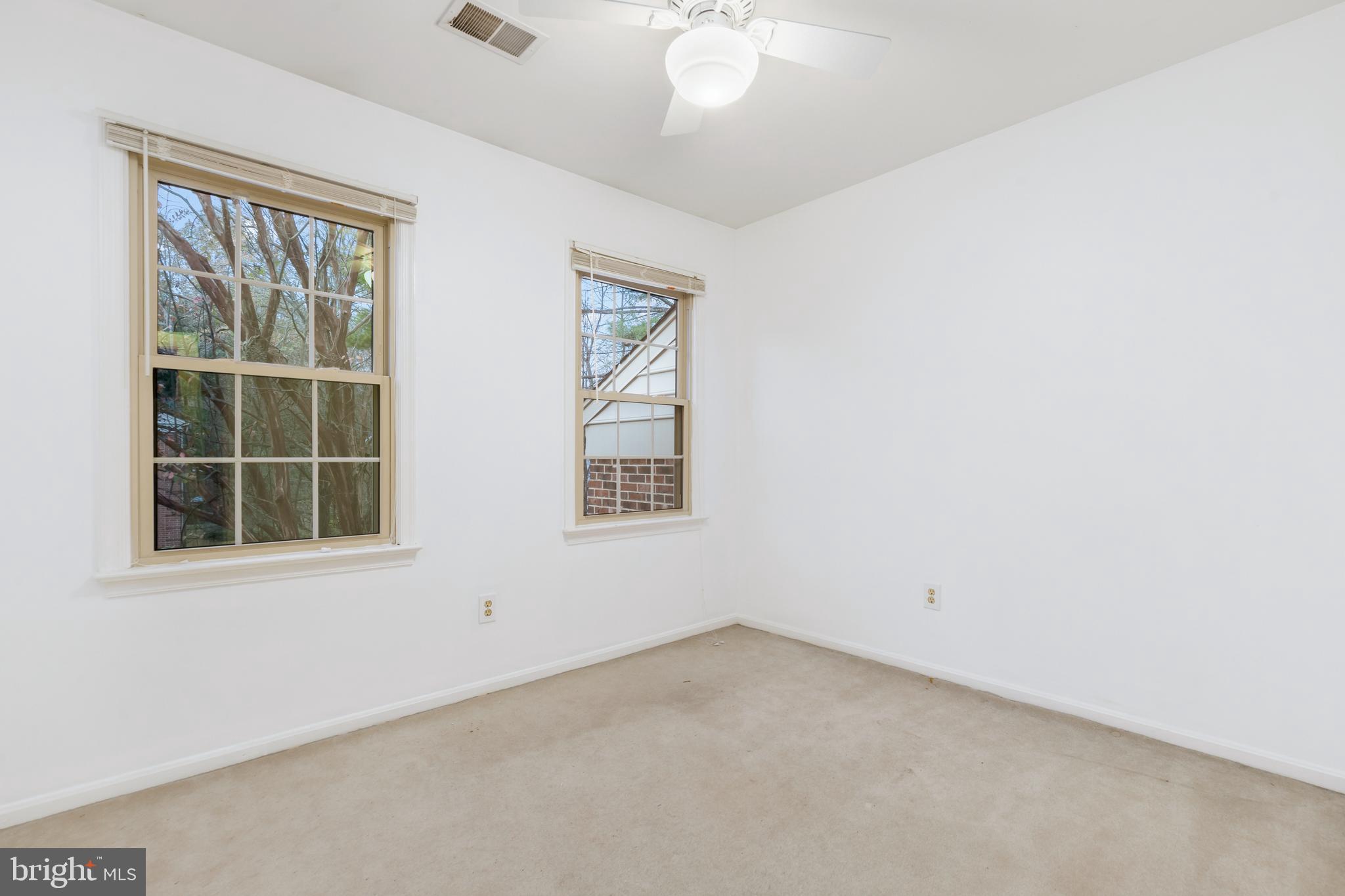 WOODLYNNE COMMUNITY - Residential Lease