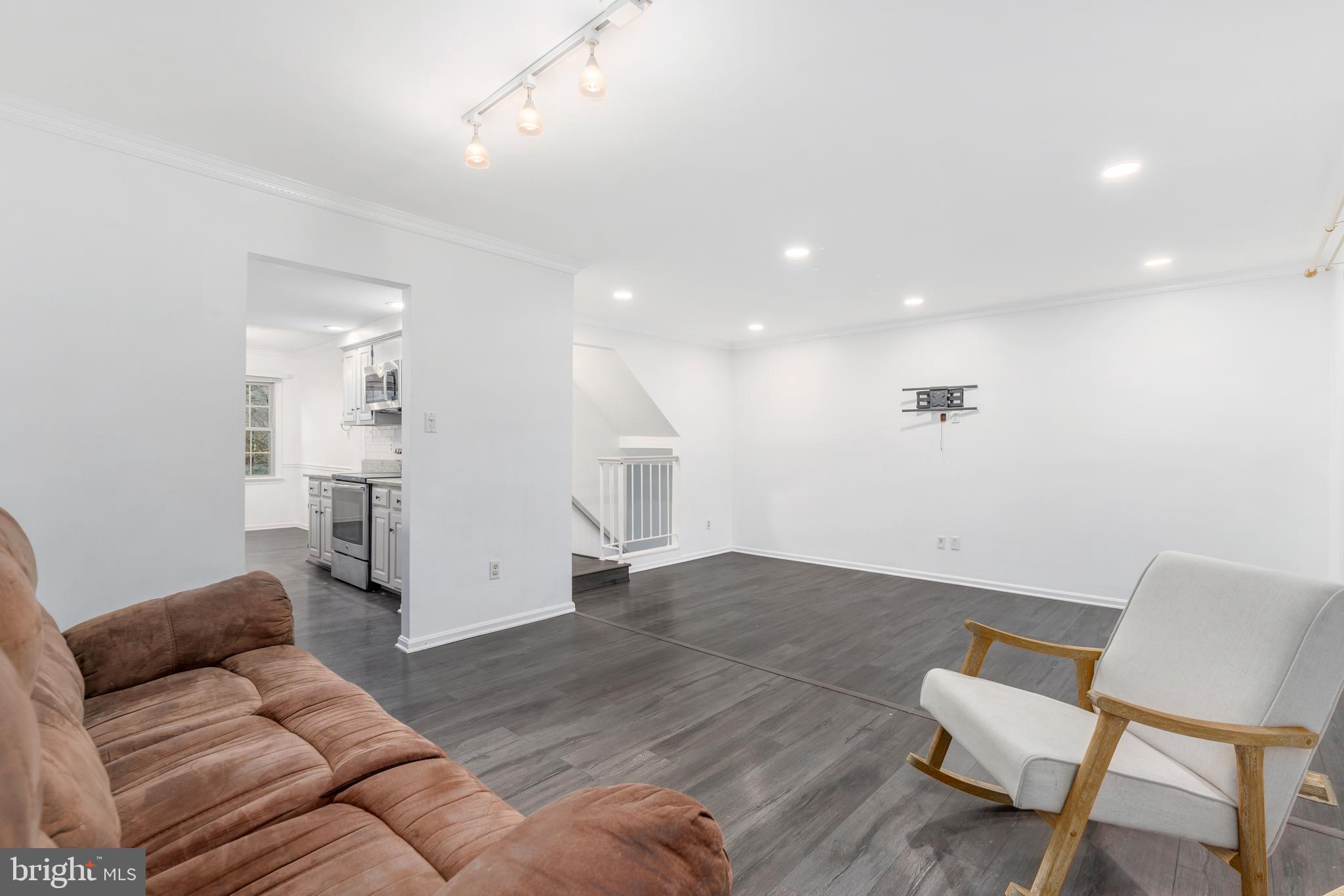 WOODLYNNE COMMUNITY - Residential Lease