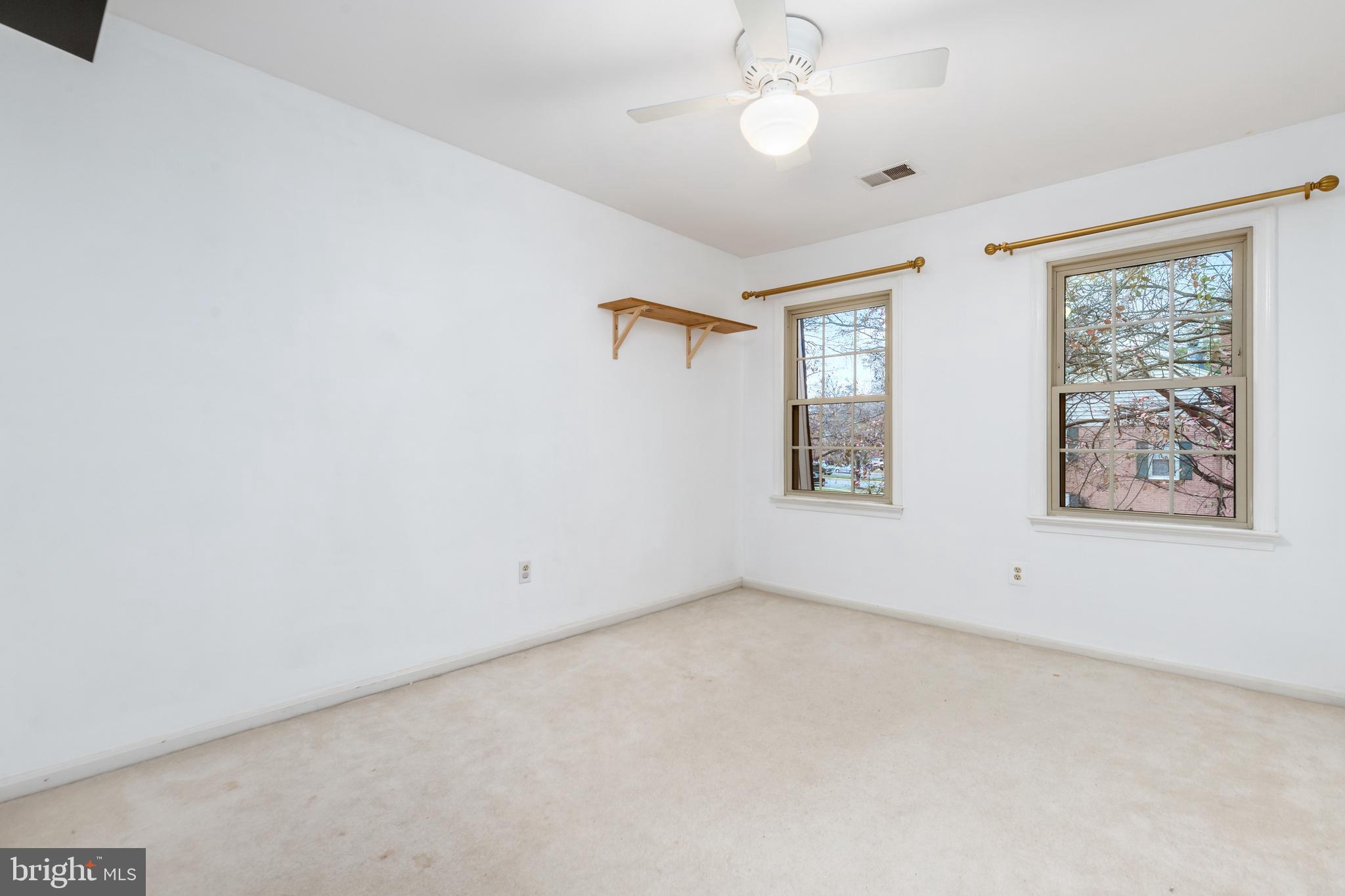 WOODLYNNE COMMUNITY - Residential Lease