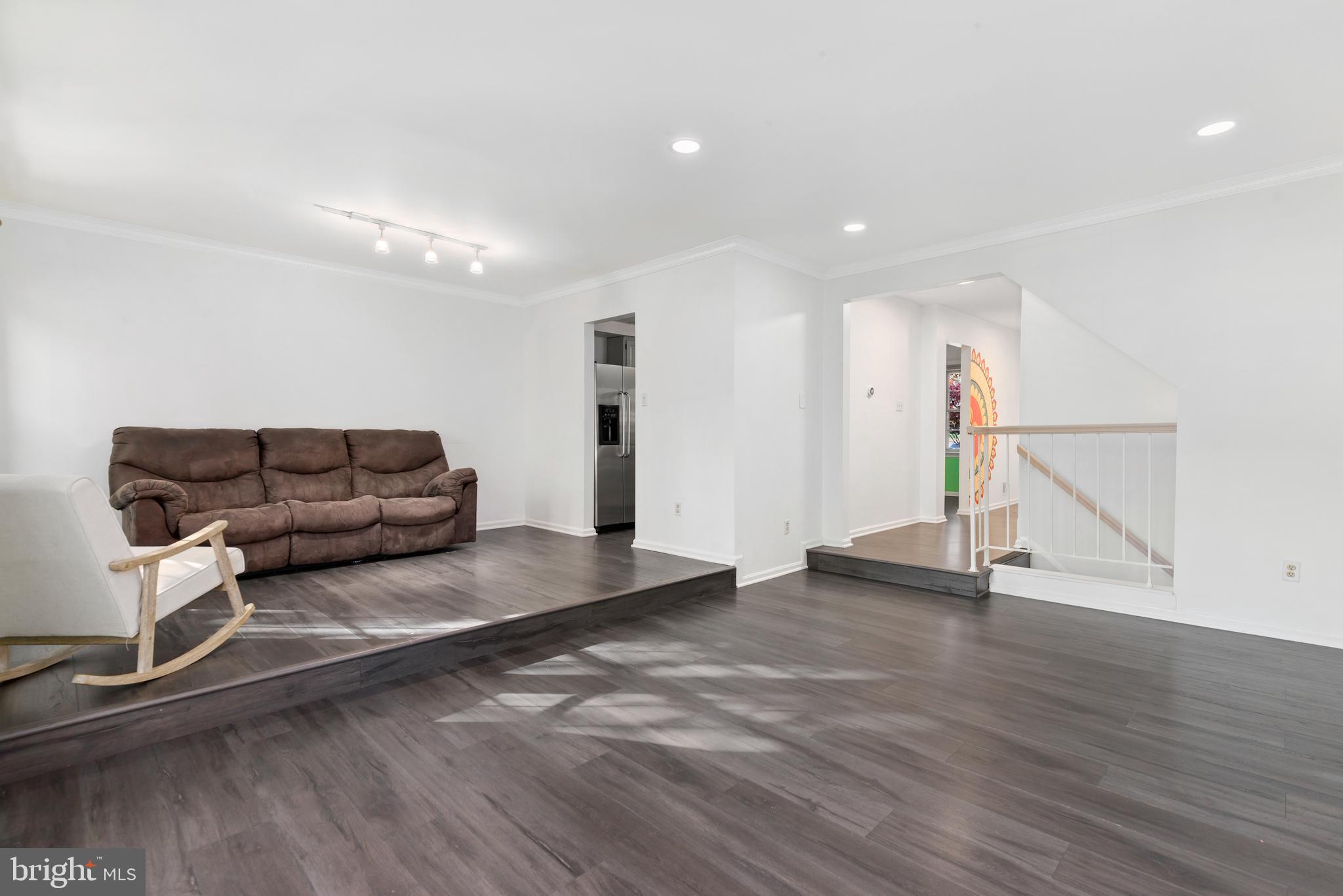 WOODLYNNE COMMUNITY - Residential Lease