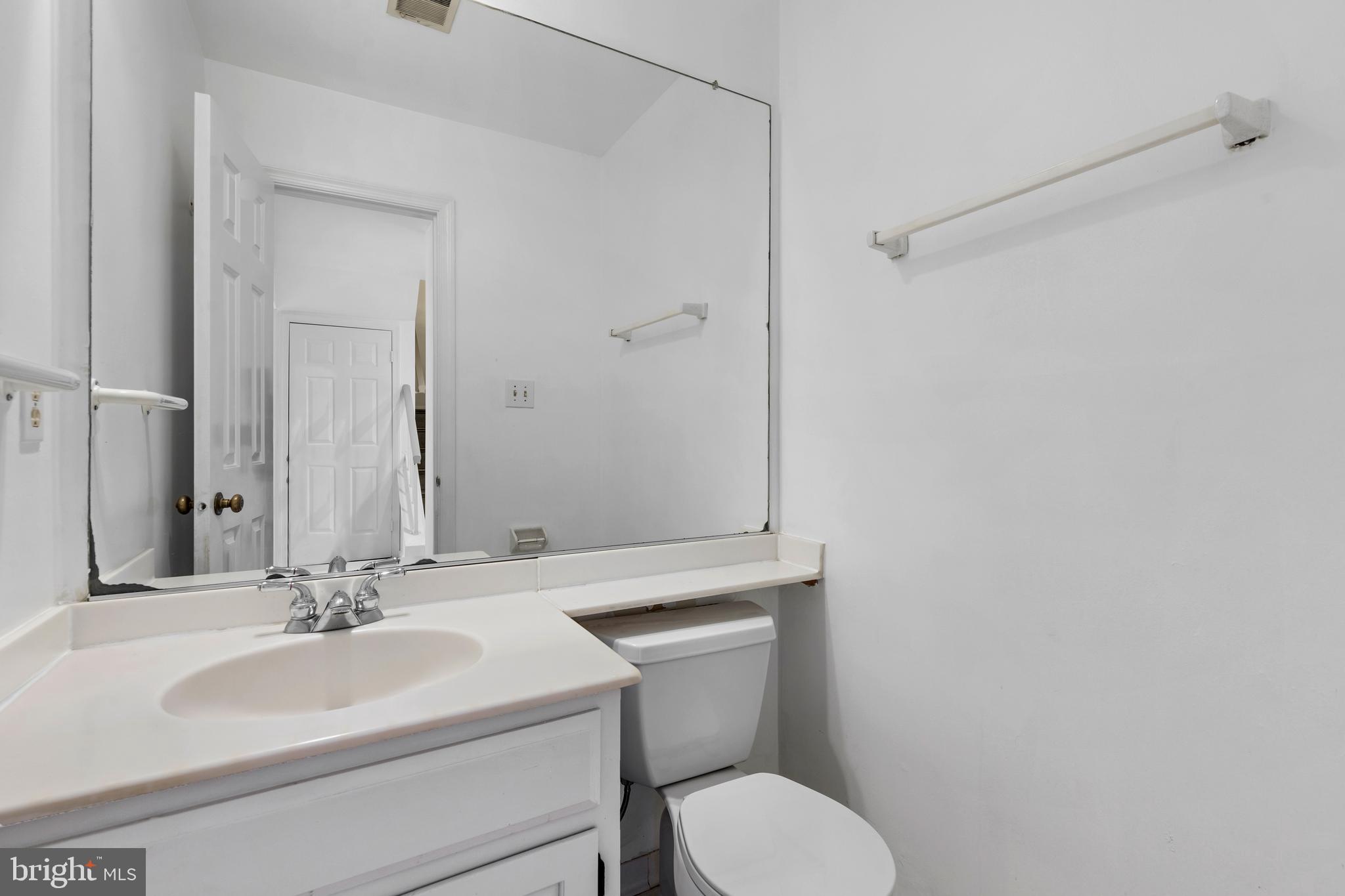 WOODLYNNE COMMUNITY - Residential Lease