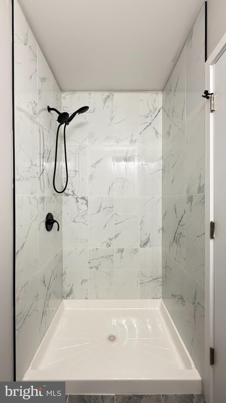 WEST KENSINGTON - Residential