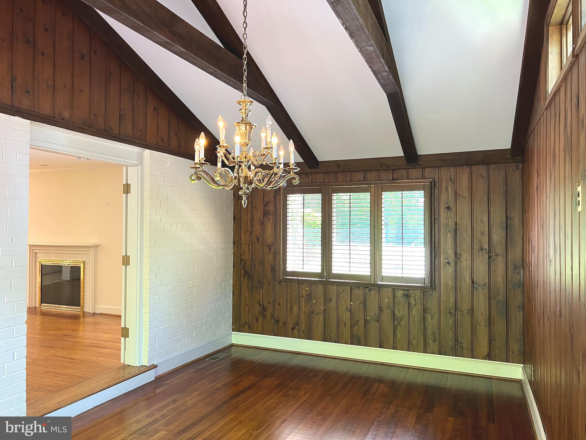 BANNOCKBURN - Residential