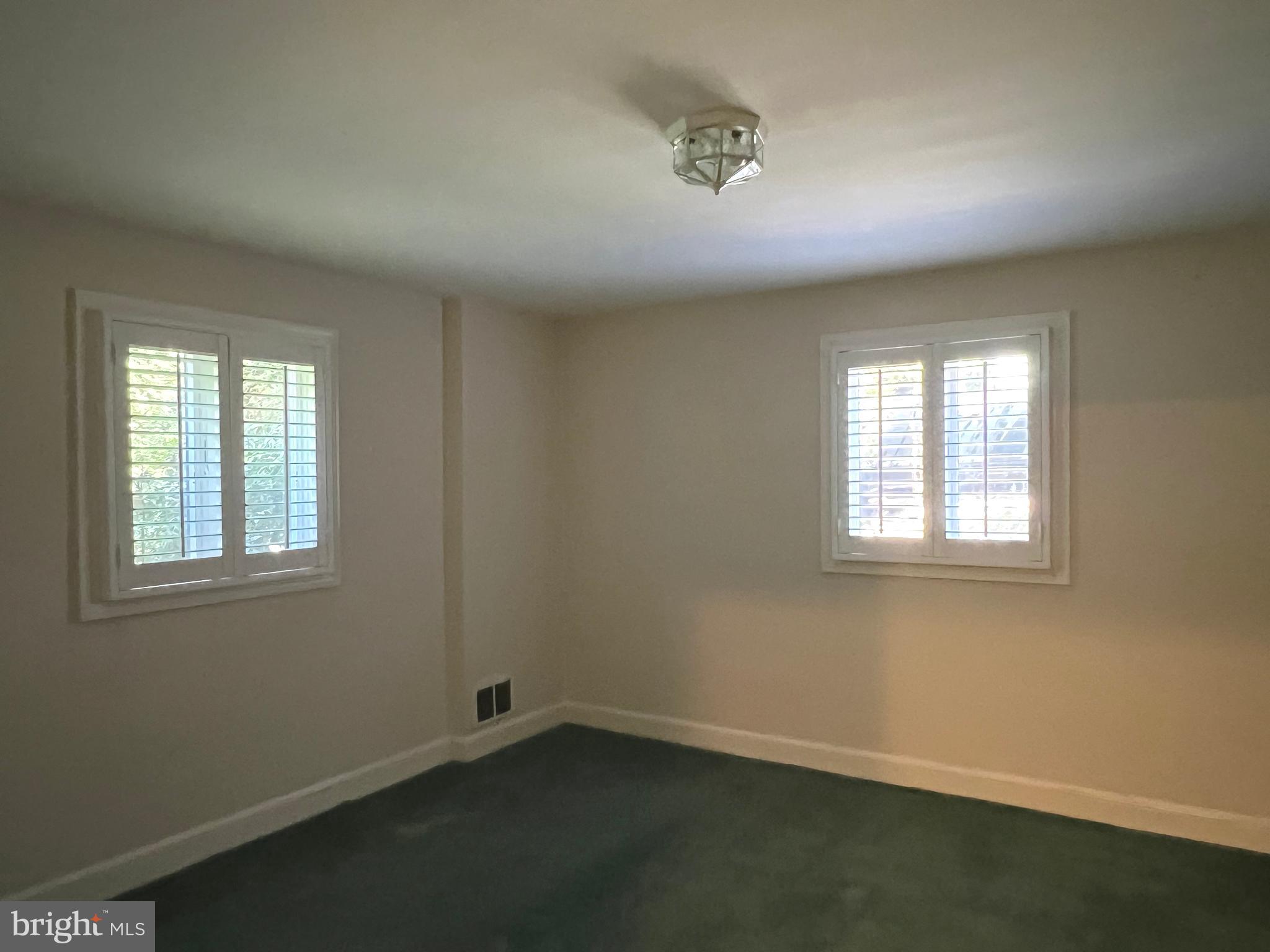 BANNOCKBURN - Residential