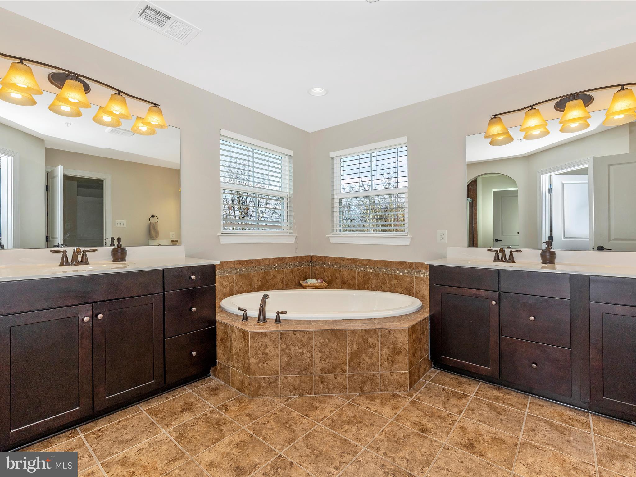 EAGLEHEAD WOODRIDGE - Residential