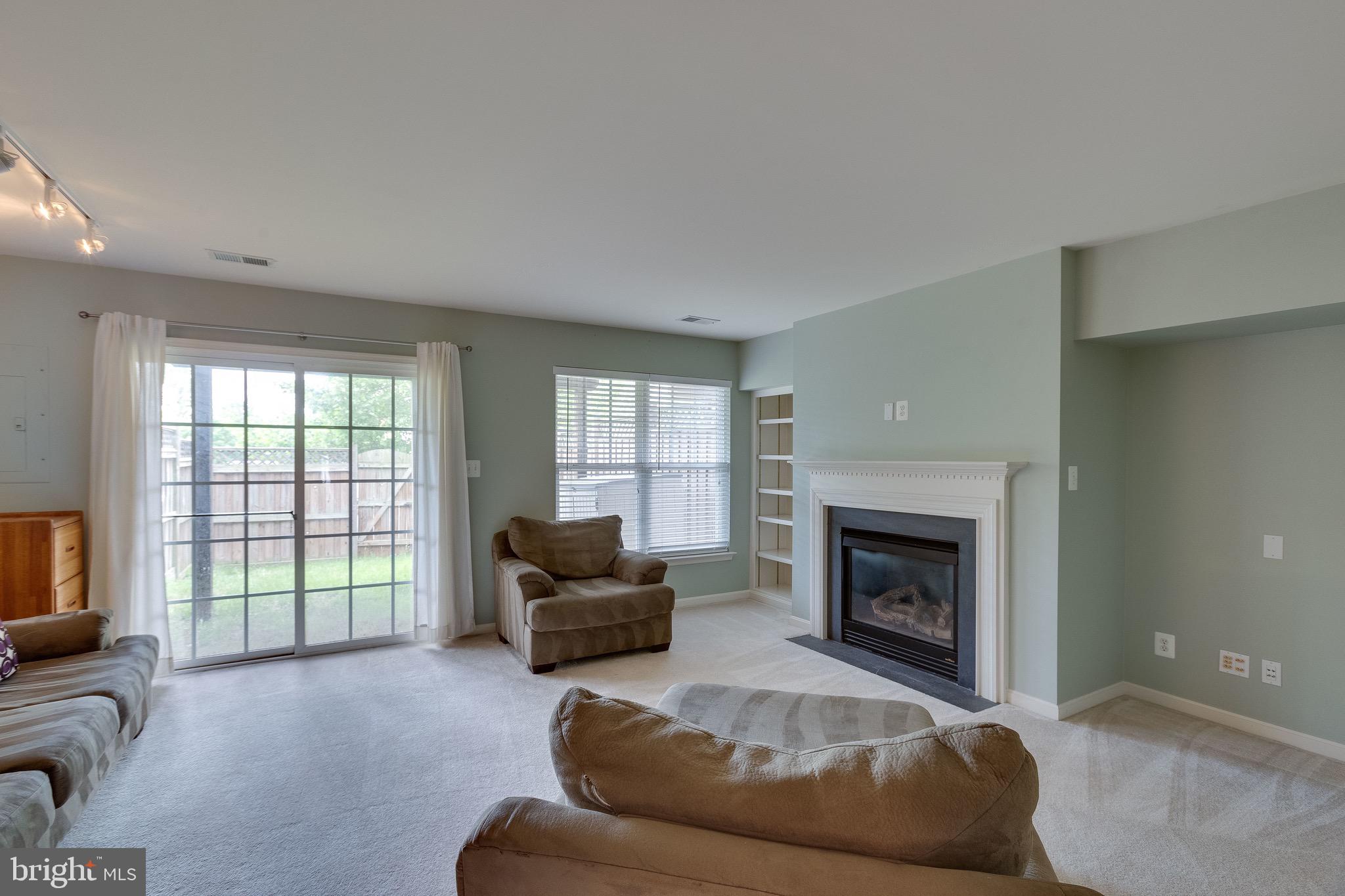 BROADLANDS SOUTH - Residential Lease