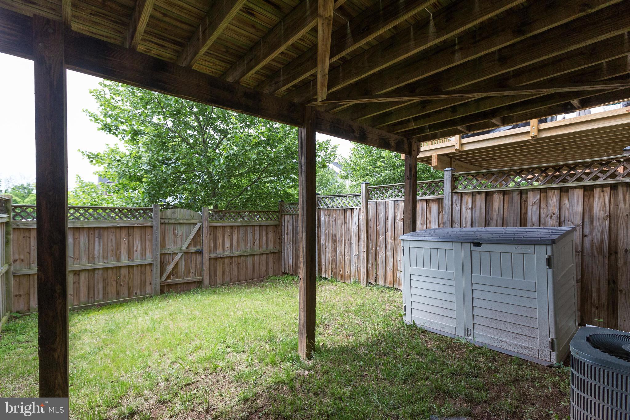 BROADLANDS SOUTH - Residential Lease