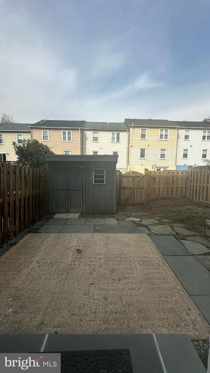 ROCKSHIRE - Residential