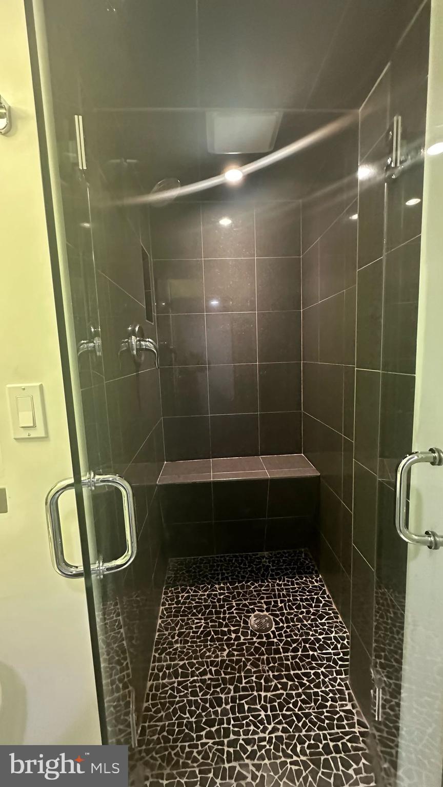 ROCKSHIRE - Residential