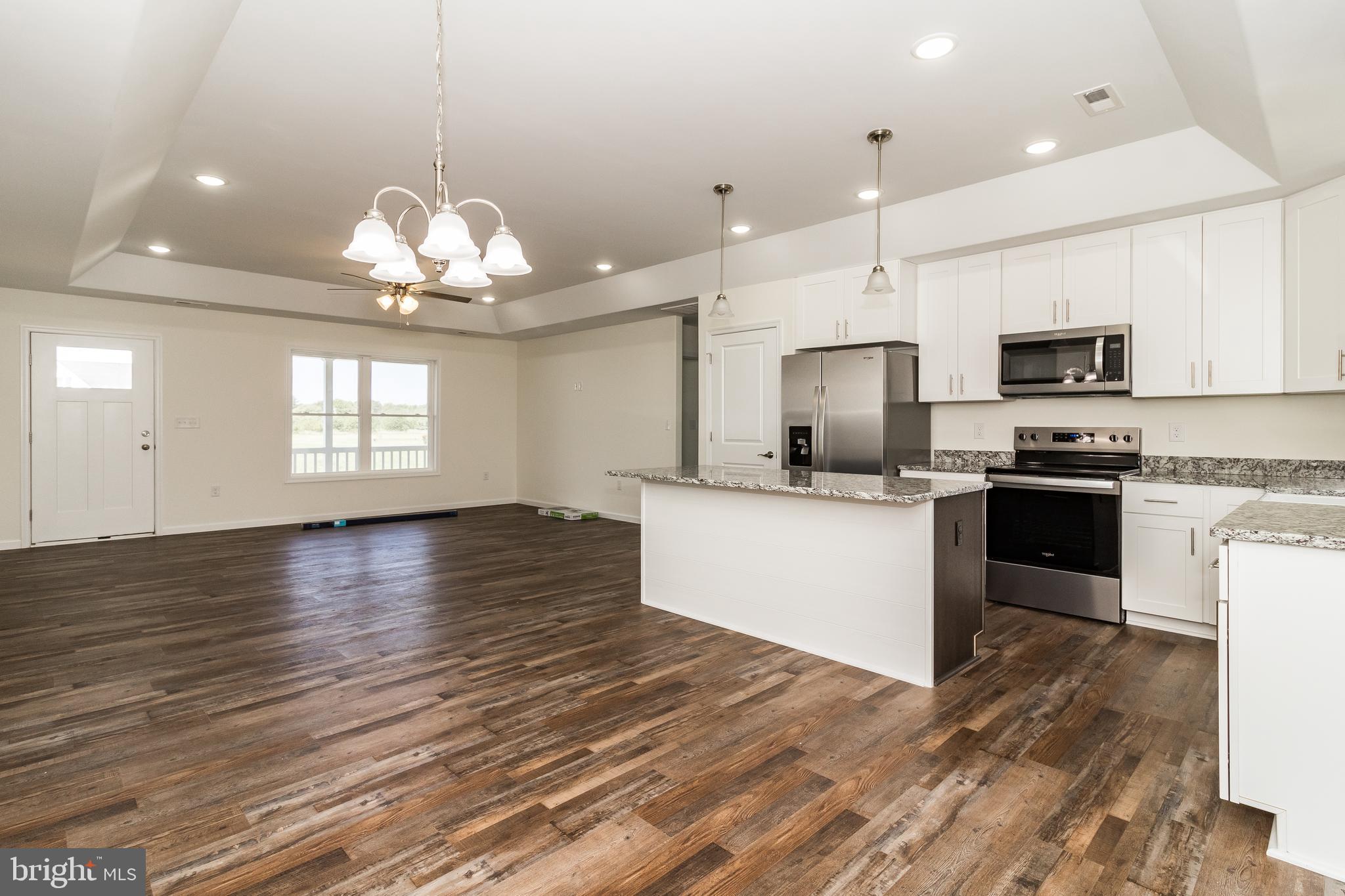 300 E 7TH STREET