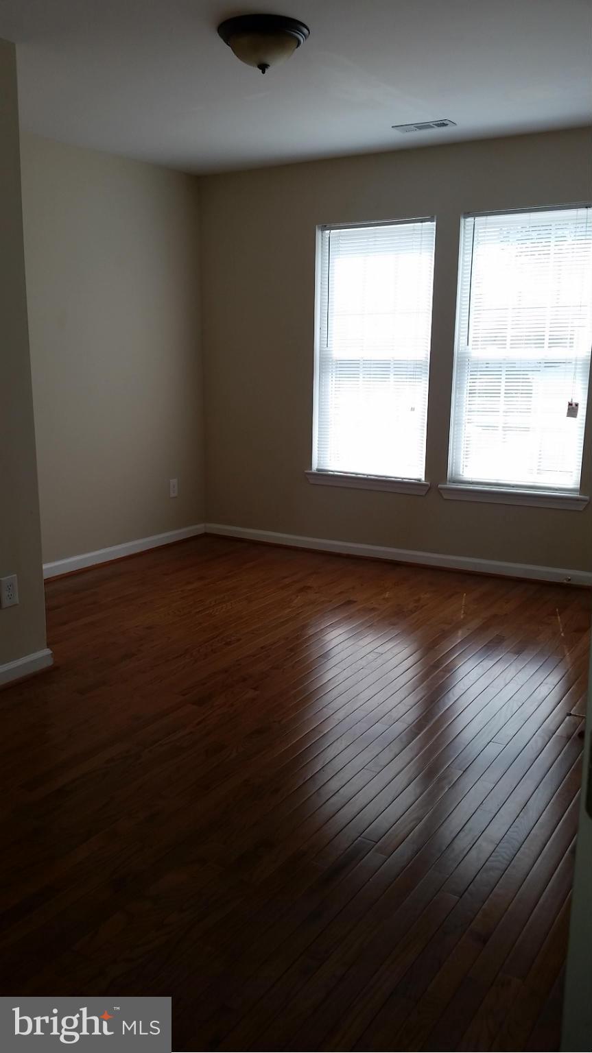 FREDERICKSBURG - Residential Lease