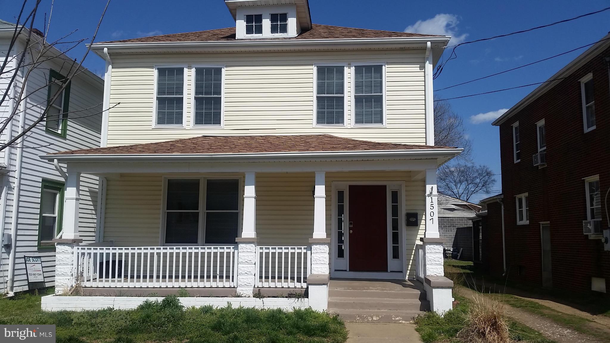 FREDERICKSBURG - Residential Lease