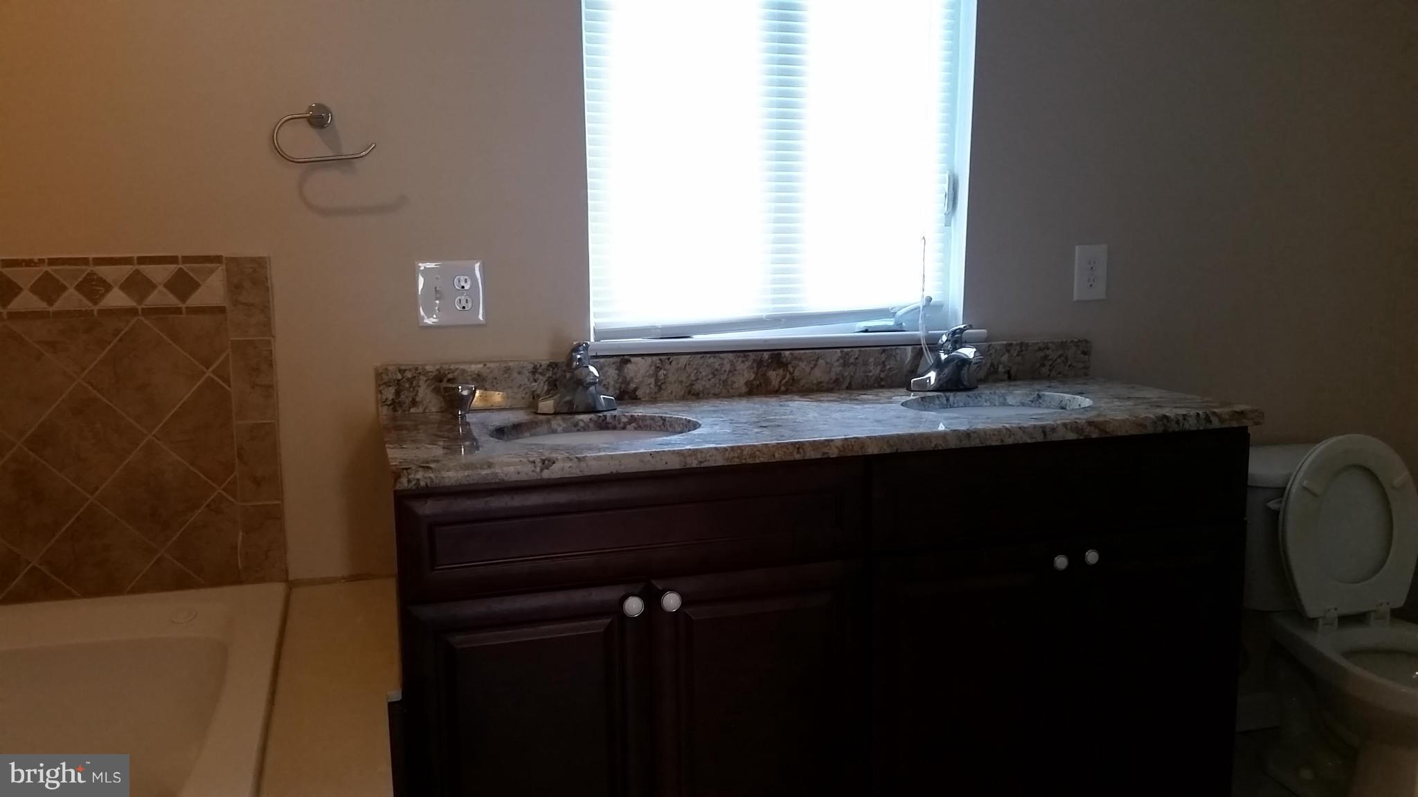 FREDERICKSBURG - Residential Lease